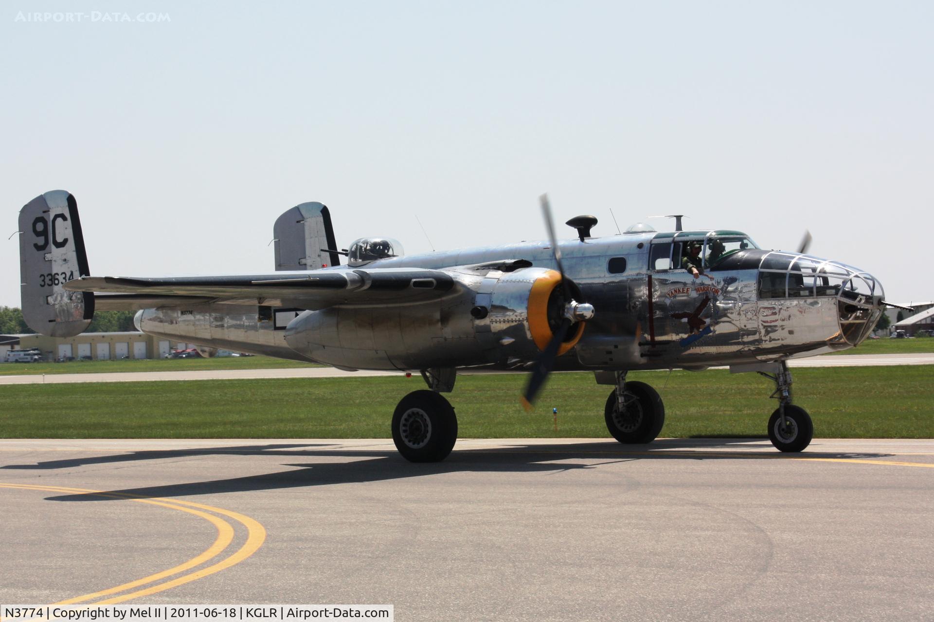 N3774, 1943 North American B-25D Mitchell C/N 100-23960, Yankee Warrior at 2011 Wings Over Gaylord Air Show