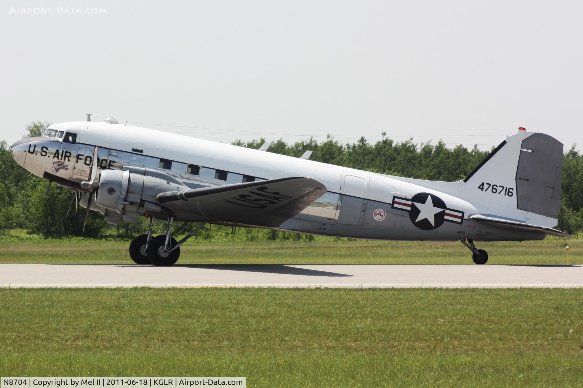 N8704, 1944 Douglas DC3C-S4C4G (TC-47B-30-DK) C/N 33048, Yankee Doodle Dandy at 2011 Wings Over Gaylord Air Show
