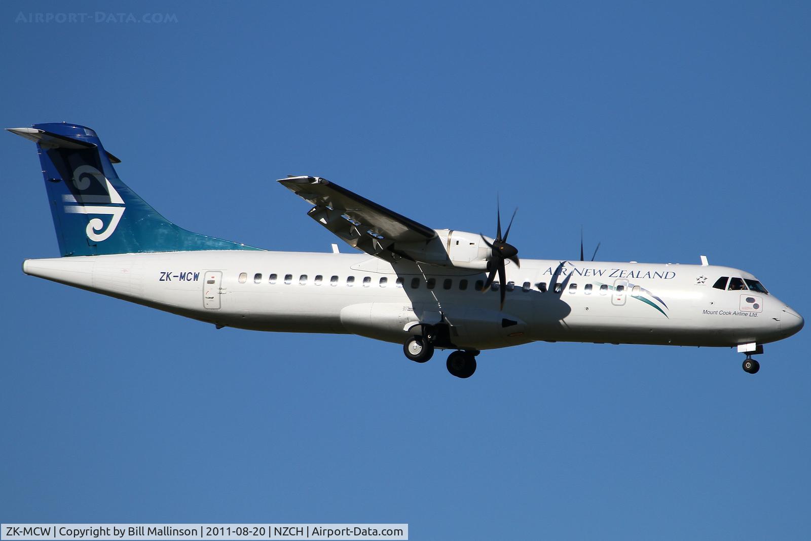 ZK-MCW, 2000 ATR 72-212A C/N 646, finals to 20