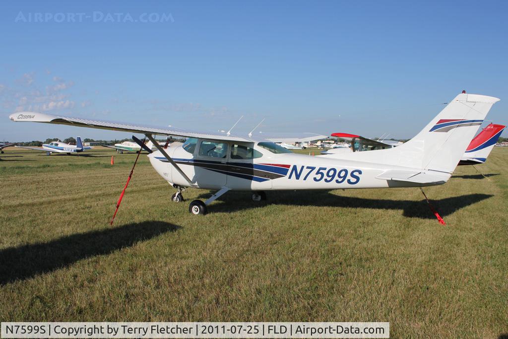 N7599S, 1976 Cessna 182Q Skylane C/N 18265248, 1976 Cessna 182Q, c/n: 18265248 at Fond Du Lac