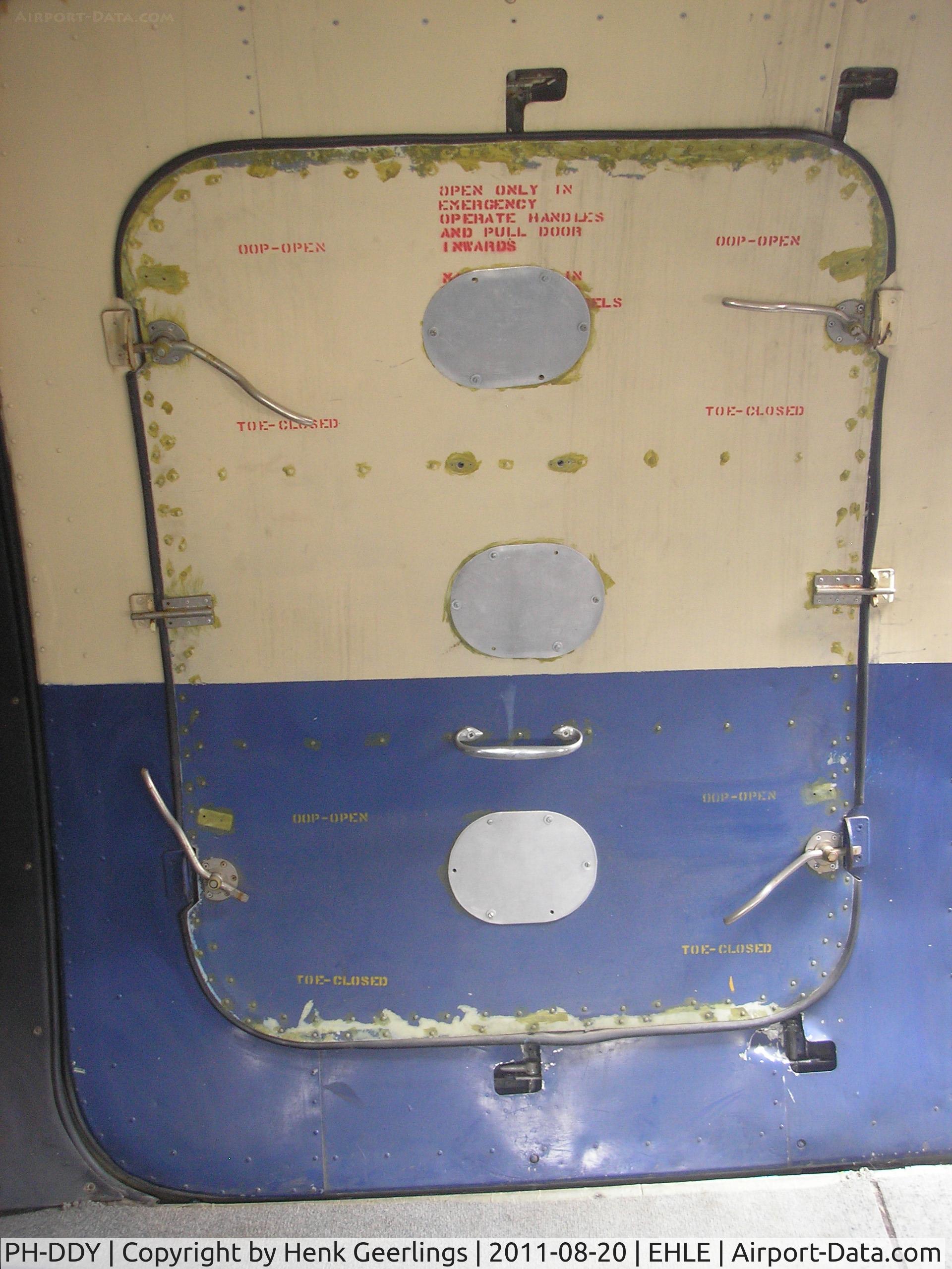 PH-DDY, 1942 Douglas C-54A Skymaster C/N 7488, Door C54