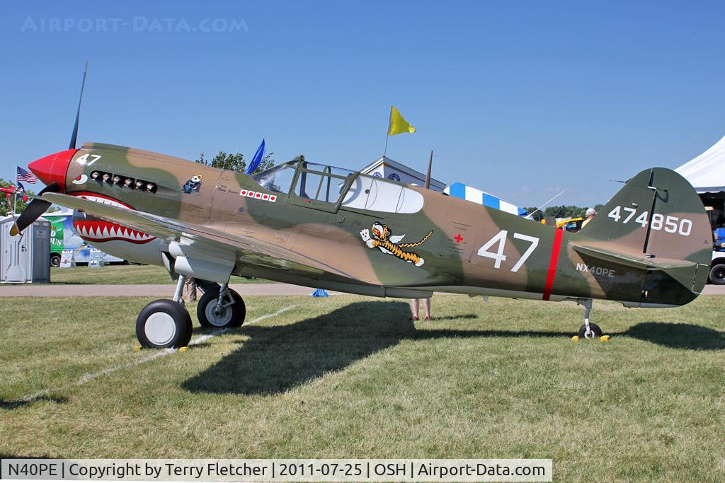 N40PE, 1942 Curtiss P-40E C/N AK905, 1942 Curtiss Wright P-40E, c/n: AK905
at 2011 Oshkosh