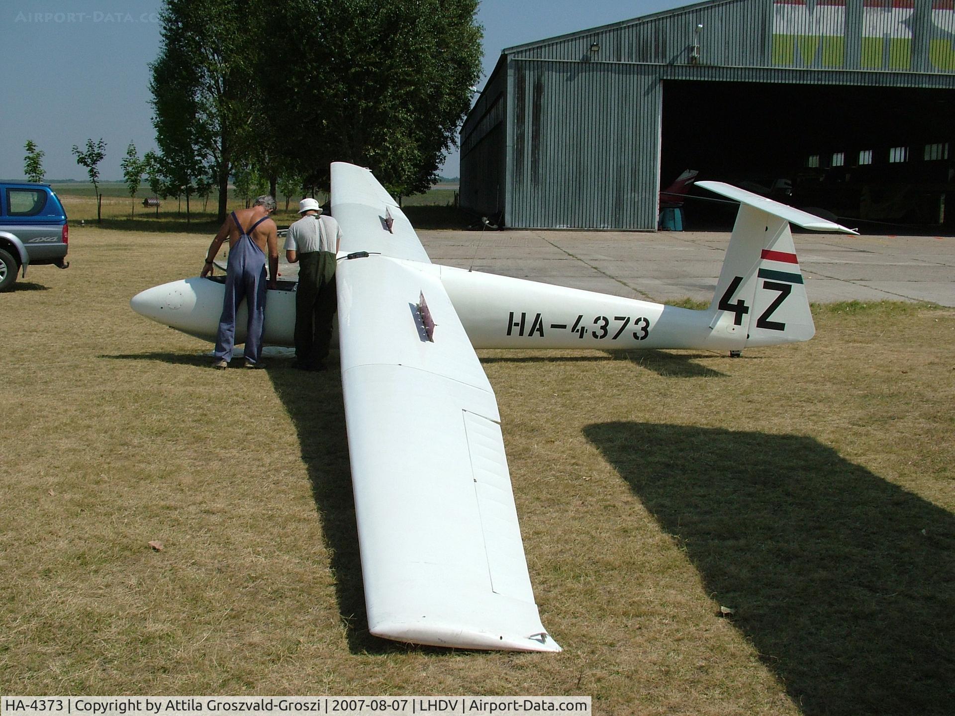 HA-4373, 1977 PZL-Bielsko SZD-30 Pirat C/N S-08.26, Dunaujváros Airport - Hungary