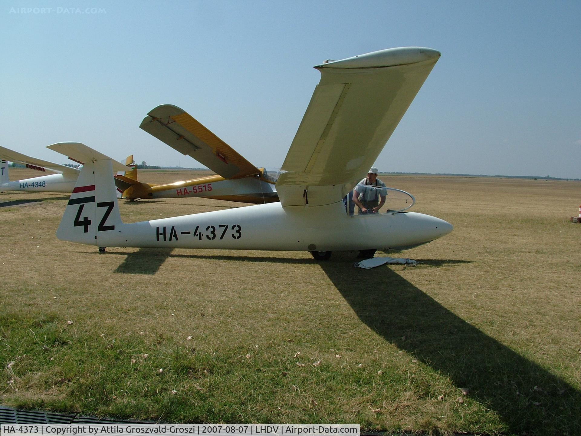 HA-4373, 1977 PZL-Bielsko SZD-30 Pirat C/N S-08.26, Dunaujváros Airport - Hungary