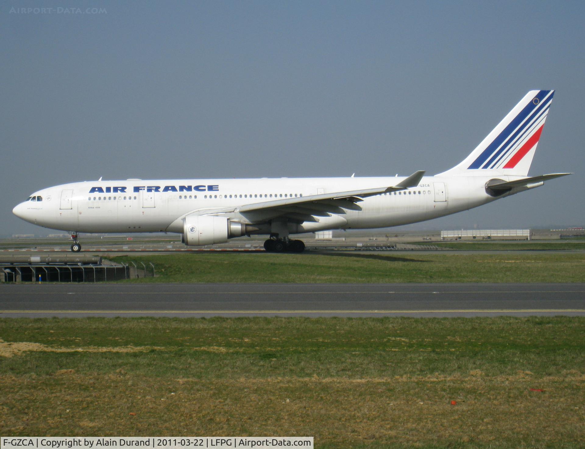 F-GZCA, 2001 Airbus A330-203 C/N 422, The airline currently operates 15 A330-200s mostly on routes to Western and Centra Africa