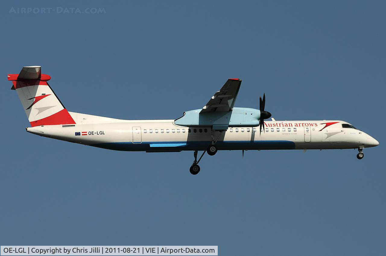 OE-LGL, 2010 De Havilland Canada DHC-8-402Q Dash 8 C/N 4310, Austrian arrows