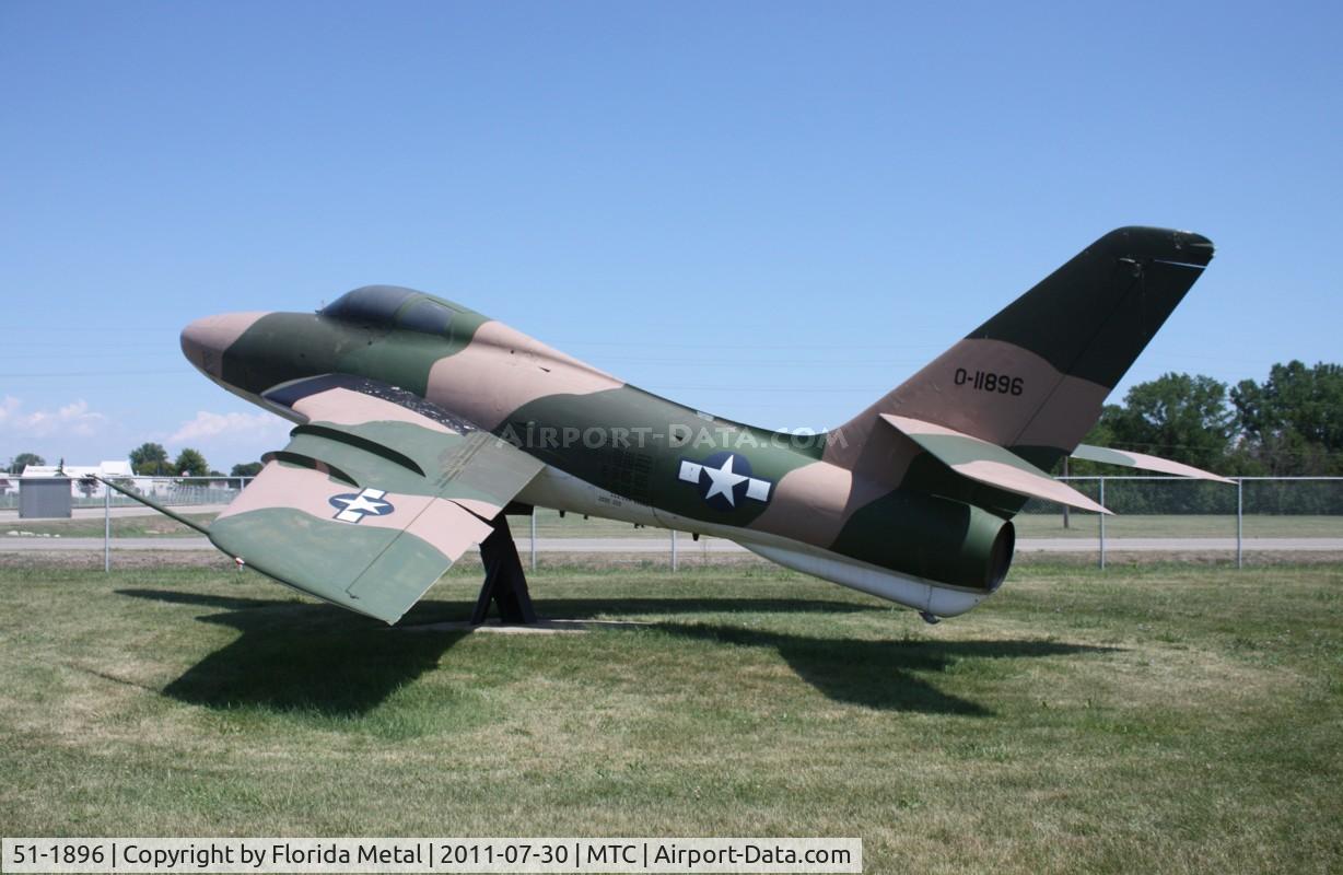 51-1896, 1951 Republic RF-84F Thunderflash C/N Not found 51-1896, RF-84F Thunderflash