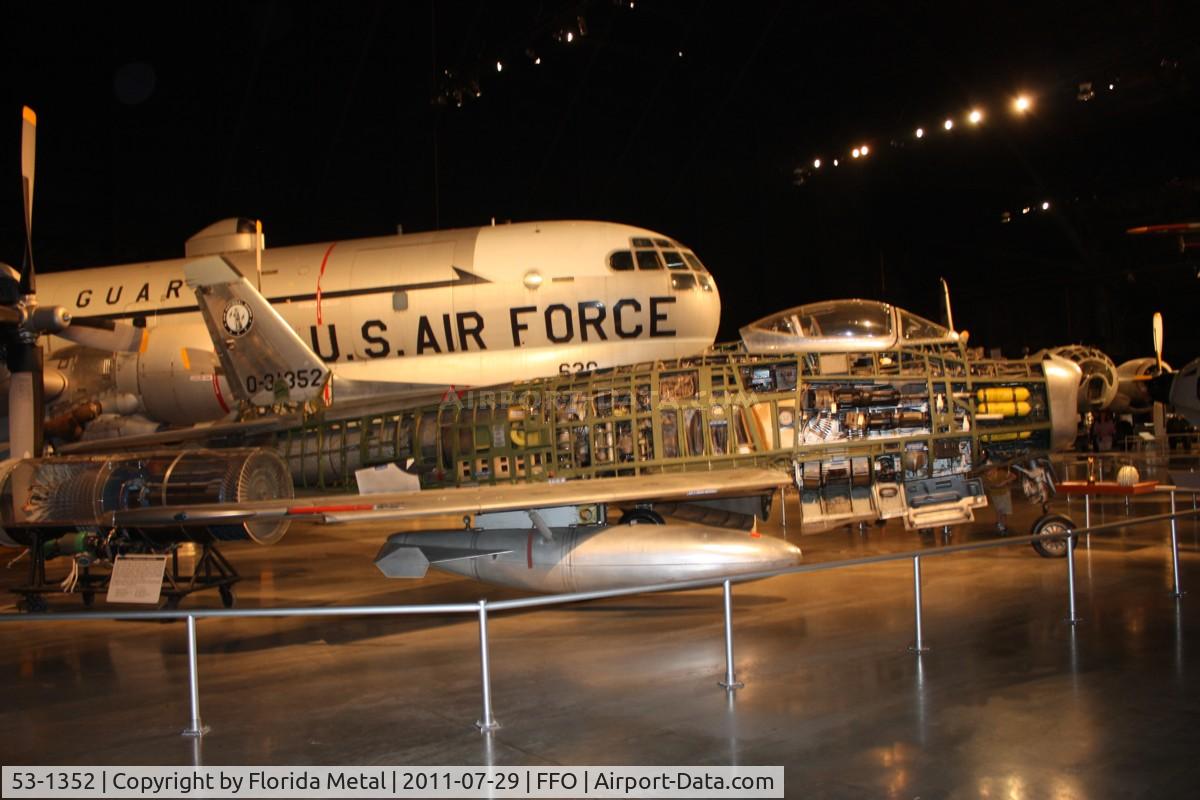 53-1352, 1953 North American F-86H-10-NH Sabre C/N 203-124, F-86H Sabre