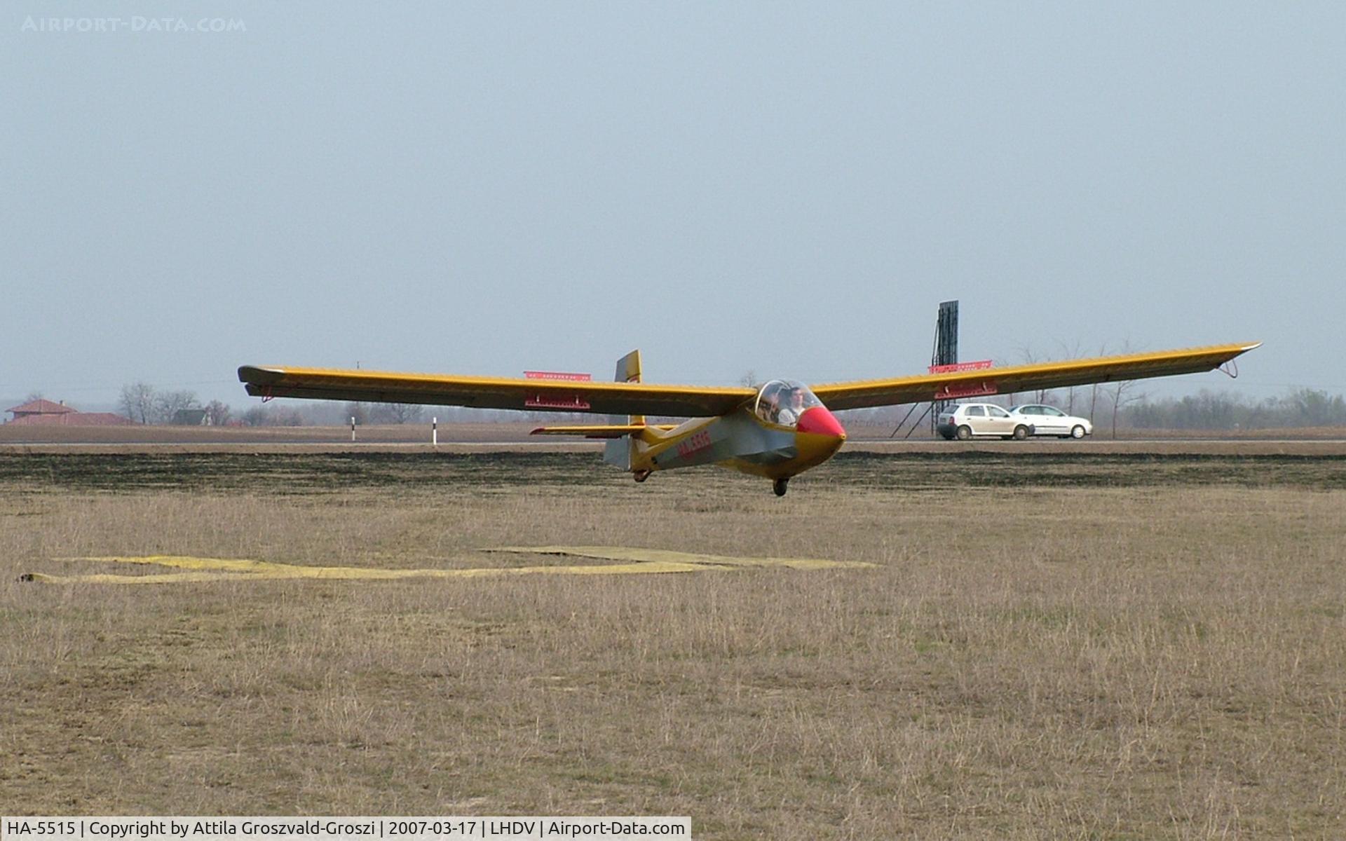 HA-5515, 1984 Rubik R-26SU Góbé 82 C/N AA800031, Dunaujváros Airport - Hungary