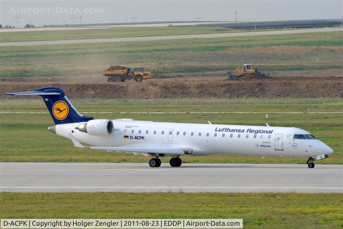 D-ACPK, 2002 Canadair CRJ-701ER (CL-600-2C10) Regional Jet C/N 10063, Take-off for return to FRA.