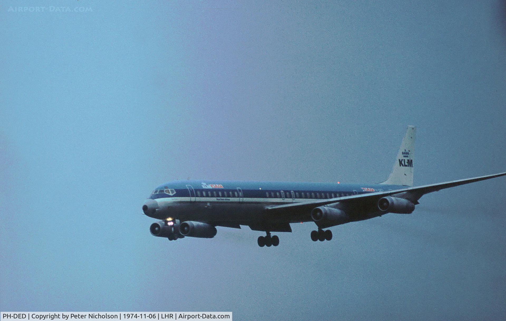 PH-DED, 1968 Douglas DC-8-63 C/N 46000, DC-8-63 of KLM Royal Dutch Airlines named Leifur Eriksson on lease to VIASA on final approach to Heathrow in November 1974.