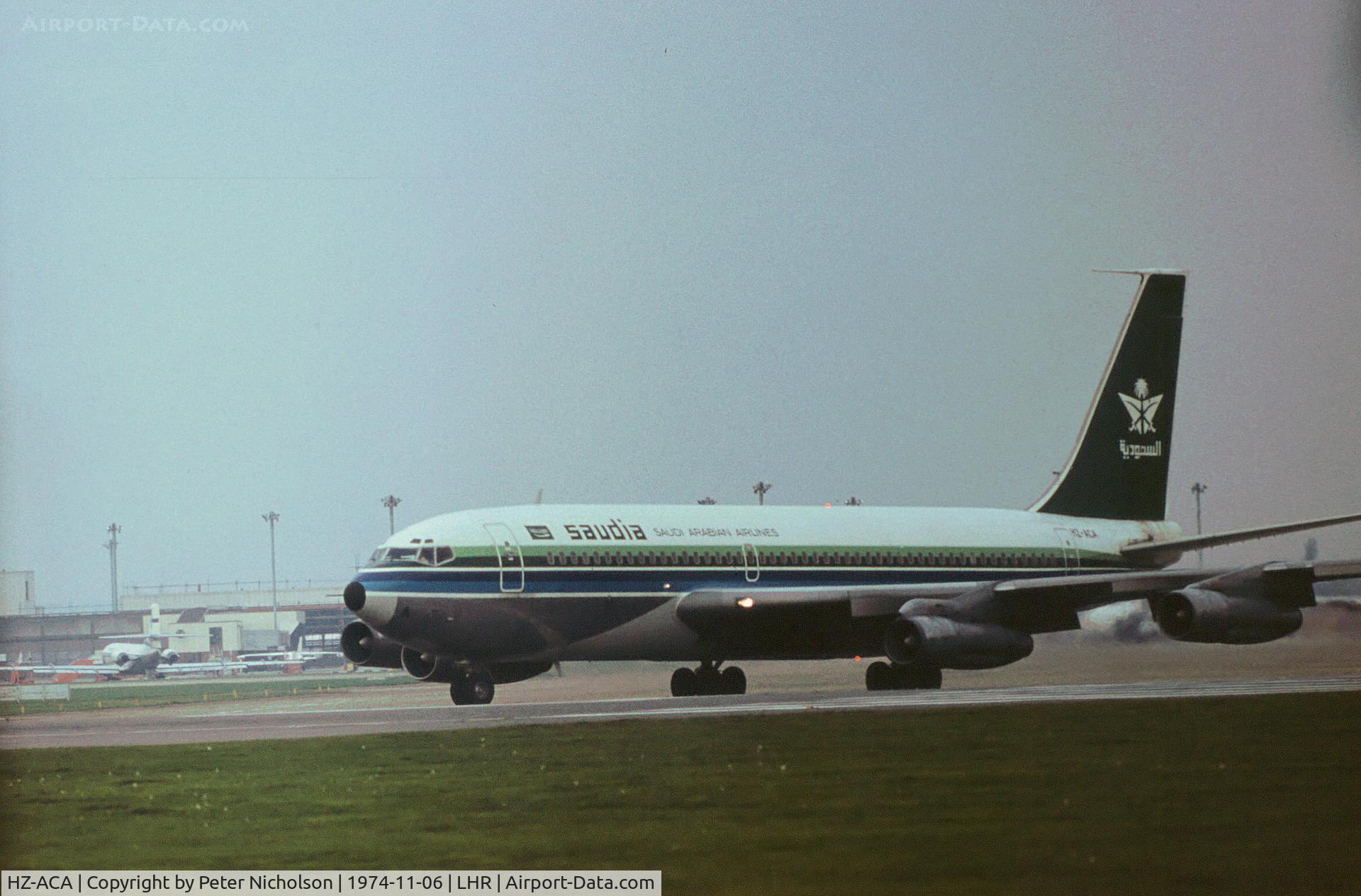 HZ-ACA, 1961 Boeing 720-068B C/N 18165, Boeing 720-068B of Saudi Arabian Airlines joining Runway 27L at Heathrow in November 1974.