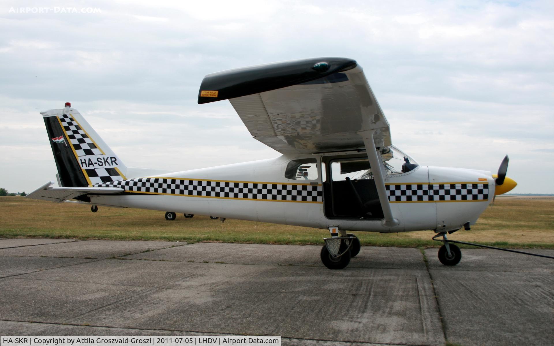HA-SKR, 1962 Cessna 175C Skylark C/N 17557110, Dunaujváros Airport - Hungary