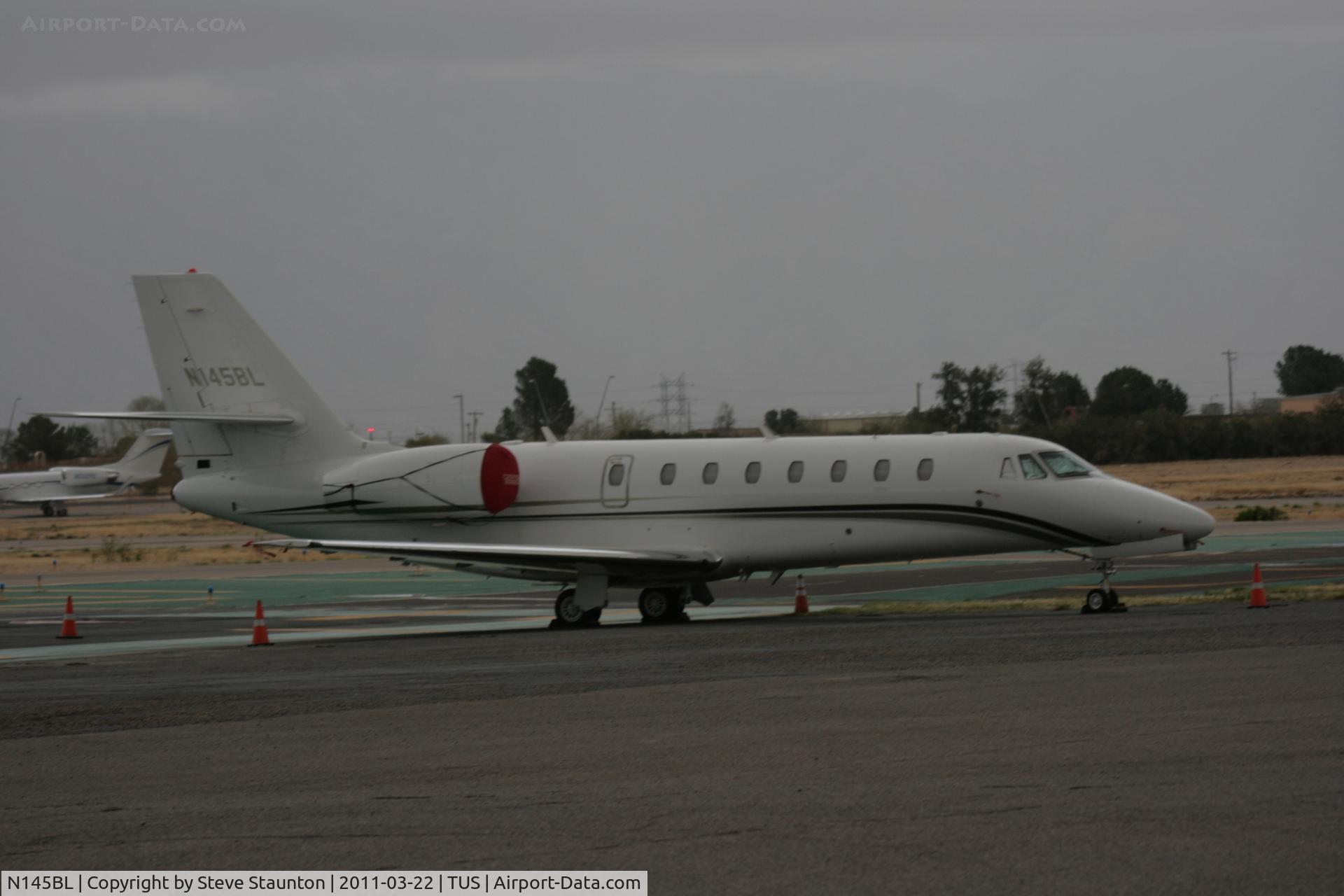 N145BL, 2005 Cessna 680 Citation Sovereign C/N 680-0045, Taken at Tucson International Airport, in March 2011 whilst on an Aeroprint Aviation tour
