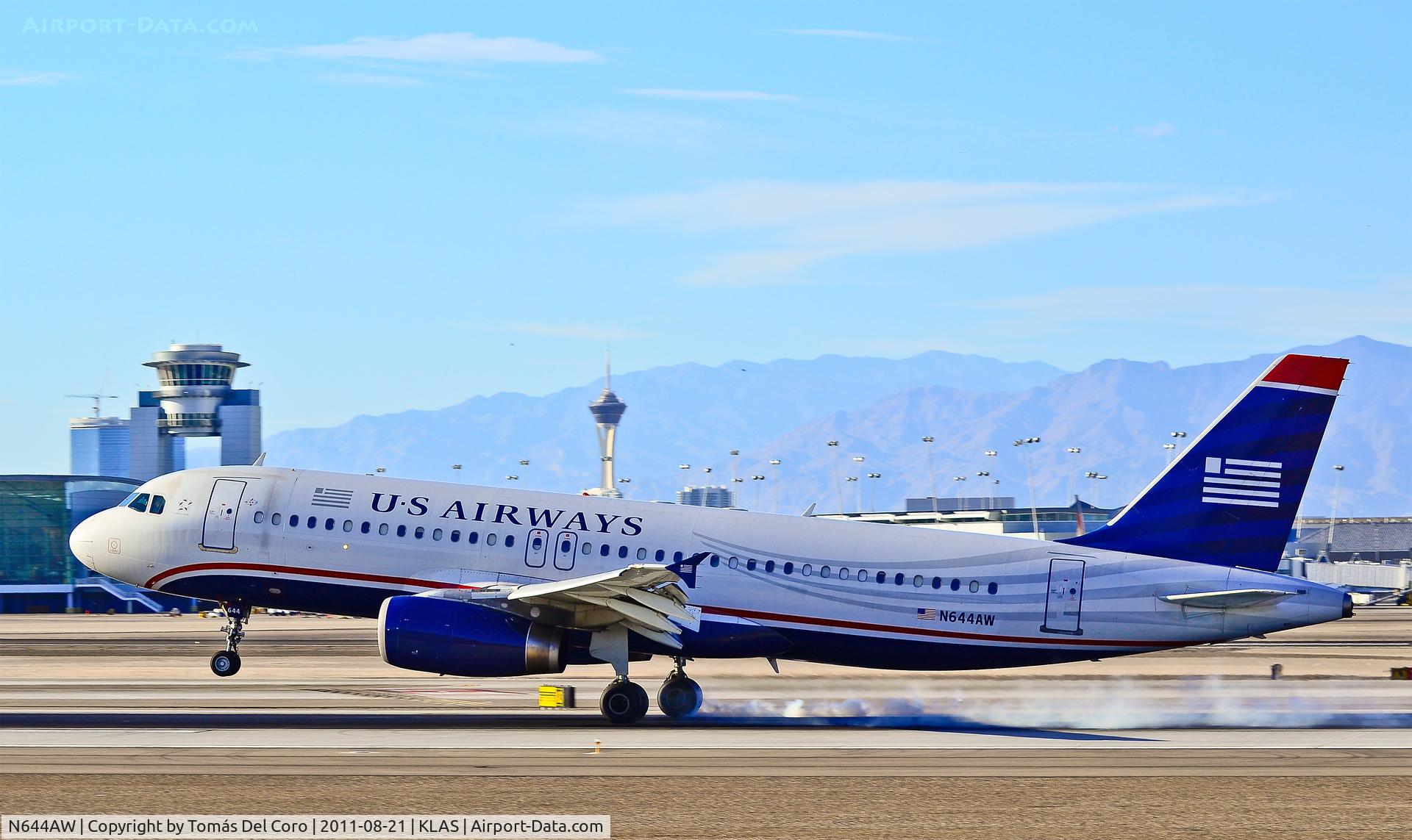 N644AW, 1992 Airbus A320-231 C/N 317, N644AW US Airways 1992 Airbus A320-231 C/N 317

Las Vegas - McCarran International (LAS / KLAS)
USA - Nevada, August 21, 2011
Photo: Tomás Del Coro