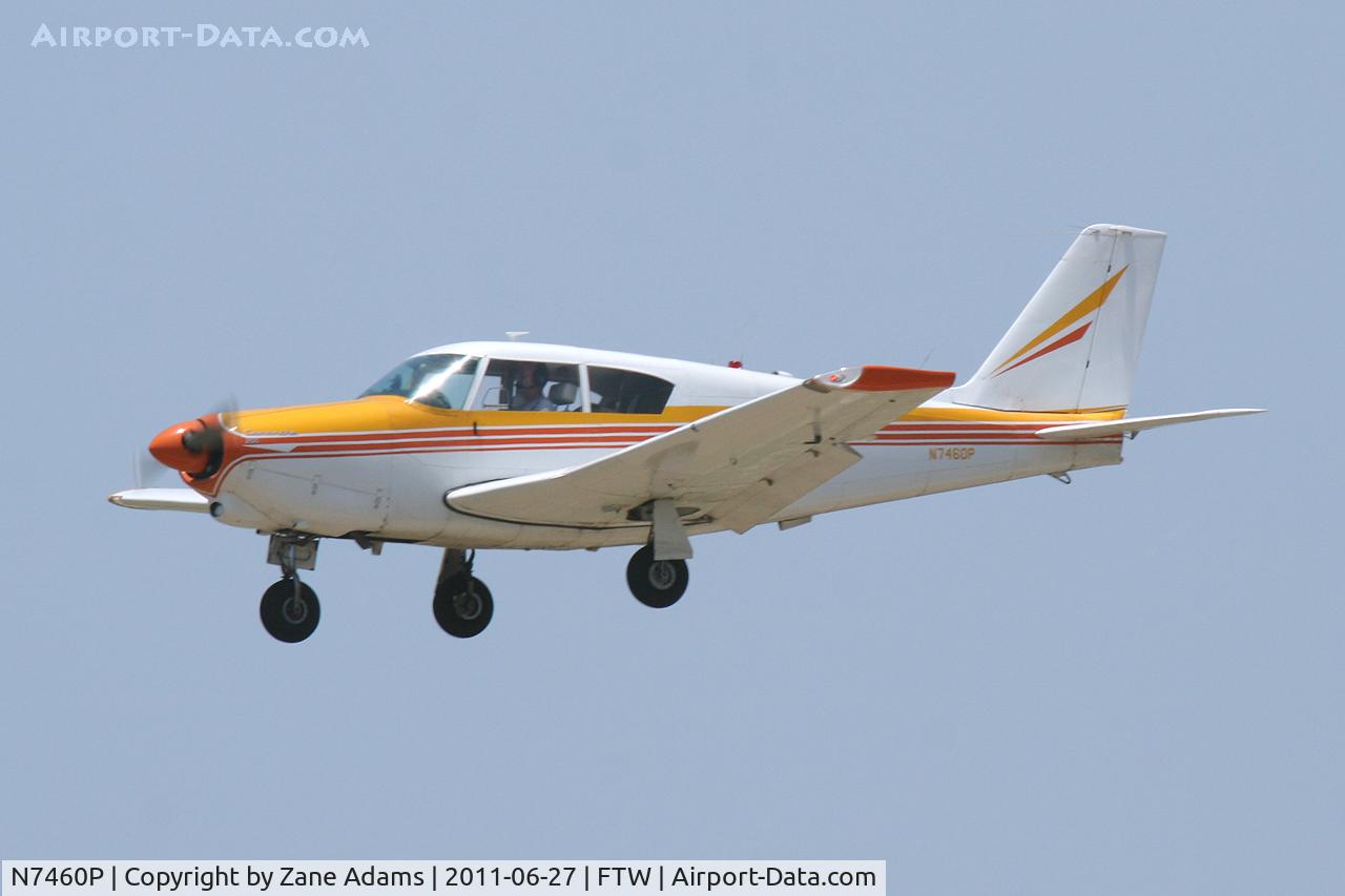 N7460P, 1961 Piper PA-24-250 Comanche C/N 24-2650, Landing at Mecham Field - Fort Worth, TX