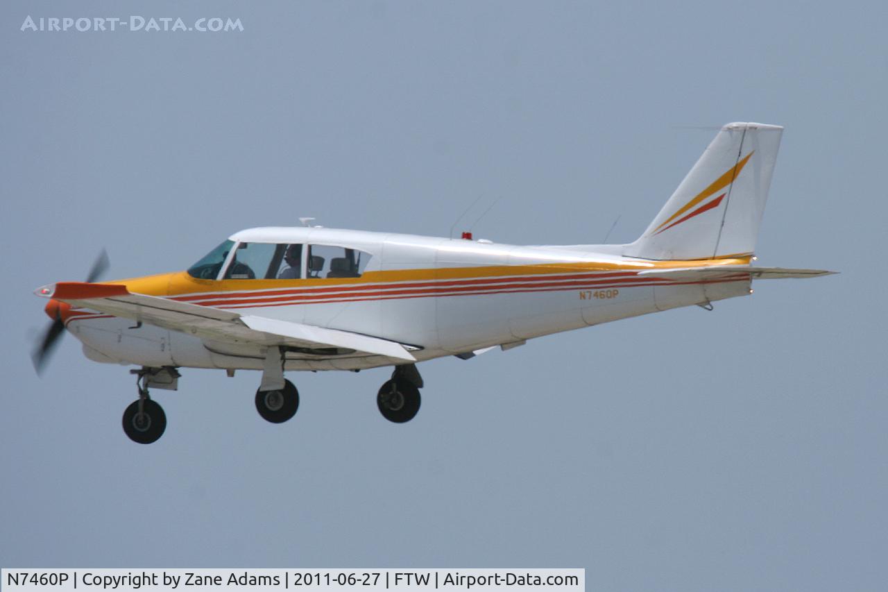 N7460P, 1961 Piper PA-24-250 Comanche C/N 24-2650, Landing at Mecham Field - Fort Worth, TX