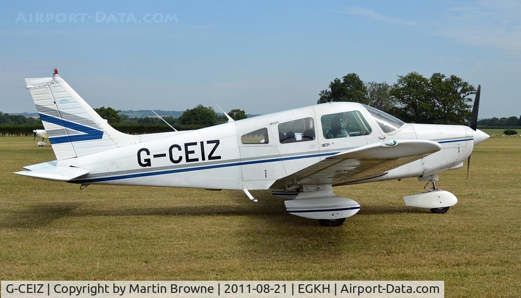 G-CEIZ, 1980 Piper PA-28-161 Cherokee Warrior II C/N 28-8116076, SHOT AT HEADCORN