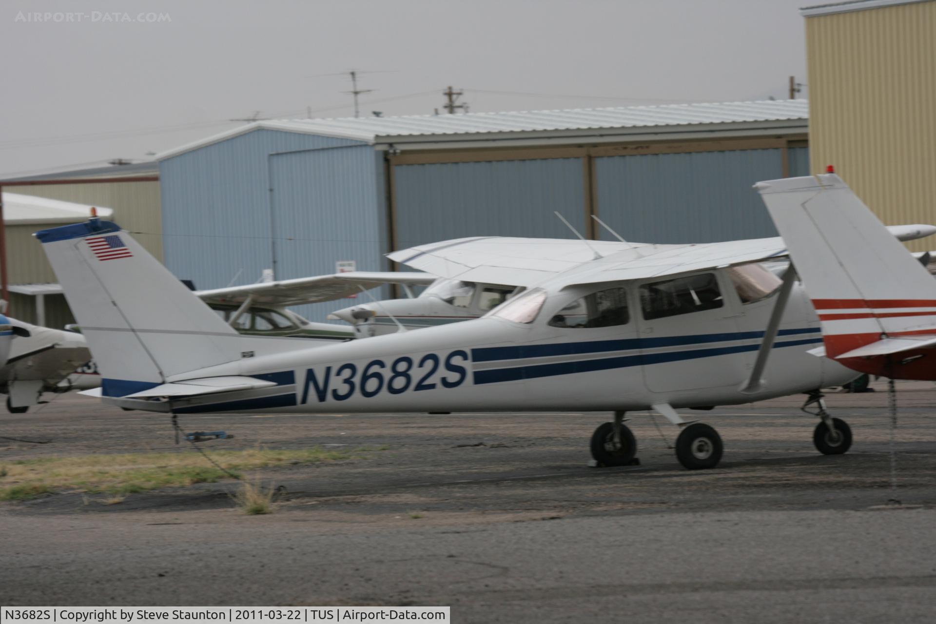 N3682S, 1963 Cessna 172E C/N 17250882, Taken at Tucson International Airport, in March 2011 whilst on an Aeroprint Aviation tour