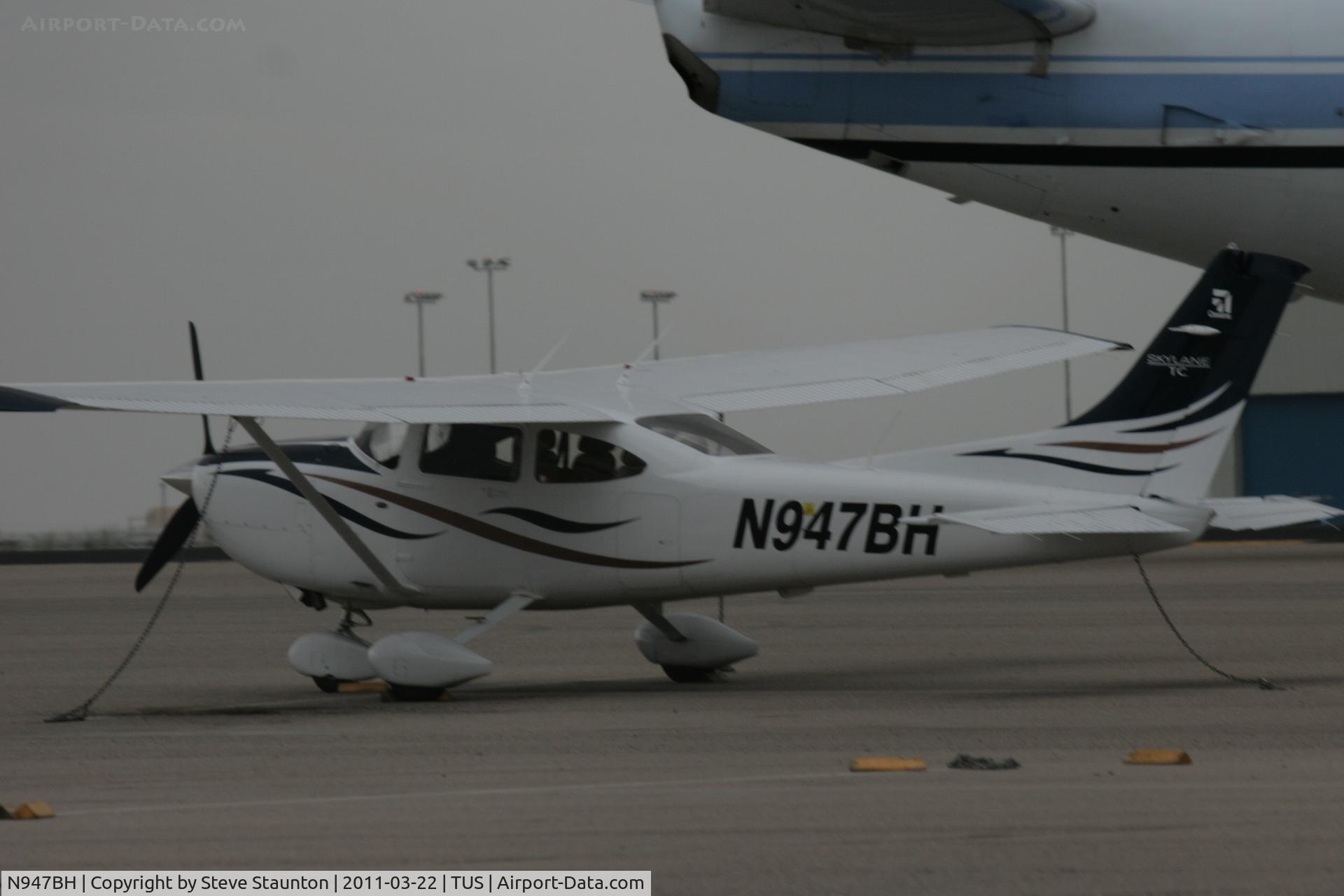 N947BH, 2008 Cessna T182T Turbo Skylane C/N T18208812, Taken at Tucson International Airport, in March 2011 whilst on an Aeroprint Aviation tour