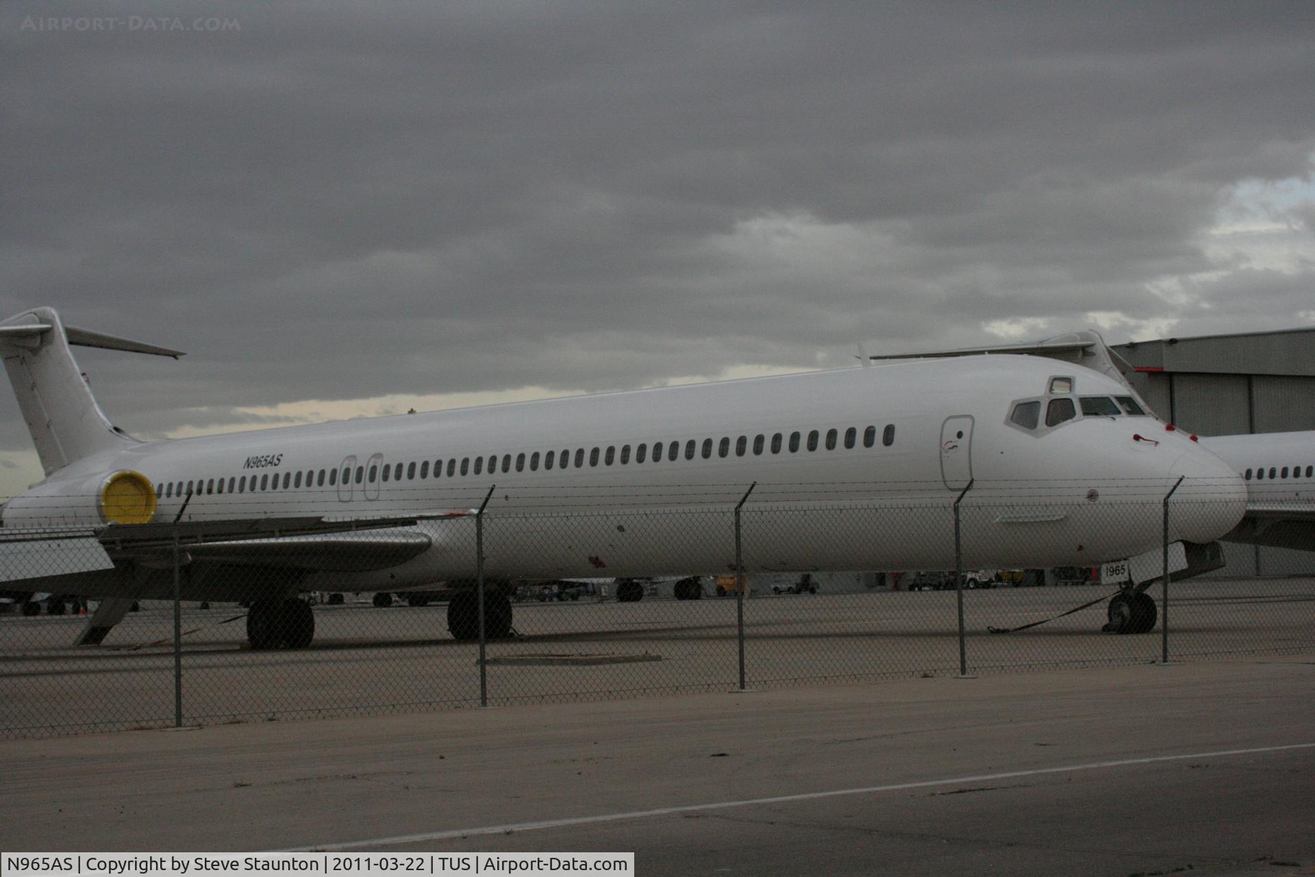 N965AS, 1992 McDonnell Douglas MD-83 (DC-9-83) C/N 53079, Taken at Tucson International Airport, in March 2011 whilst on an Aeroprint Aviation tour