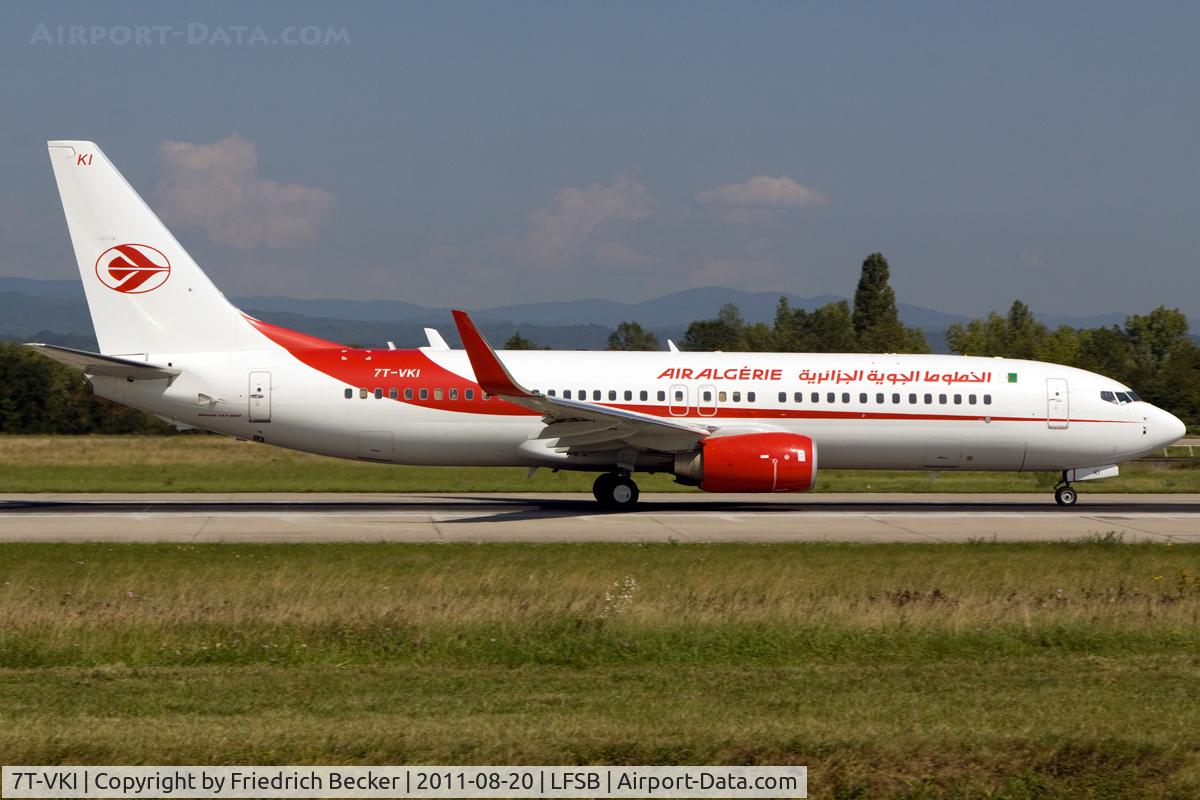 7T-VKI, 2011 Boeing 737-8D6 C/N 40863, departure via RW15