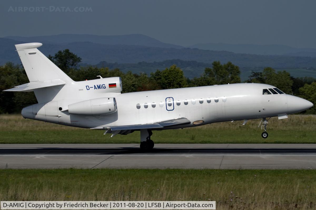 D-AMIG, 2007 Dassault Falcon 900DX C/N 623, decelerating after touchdown