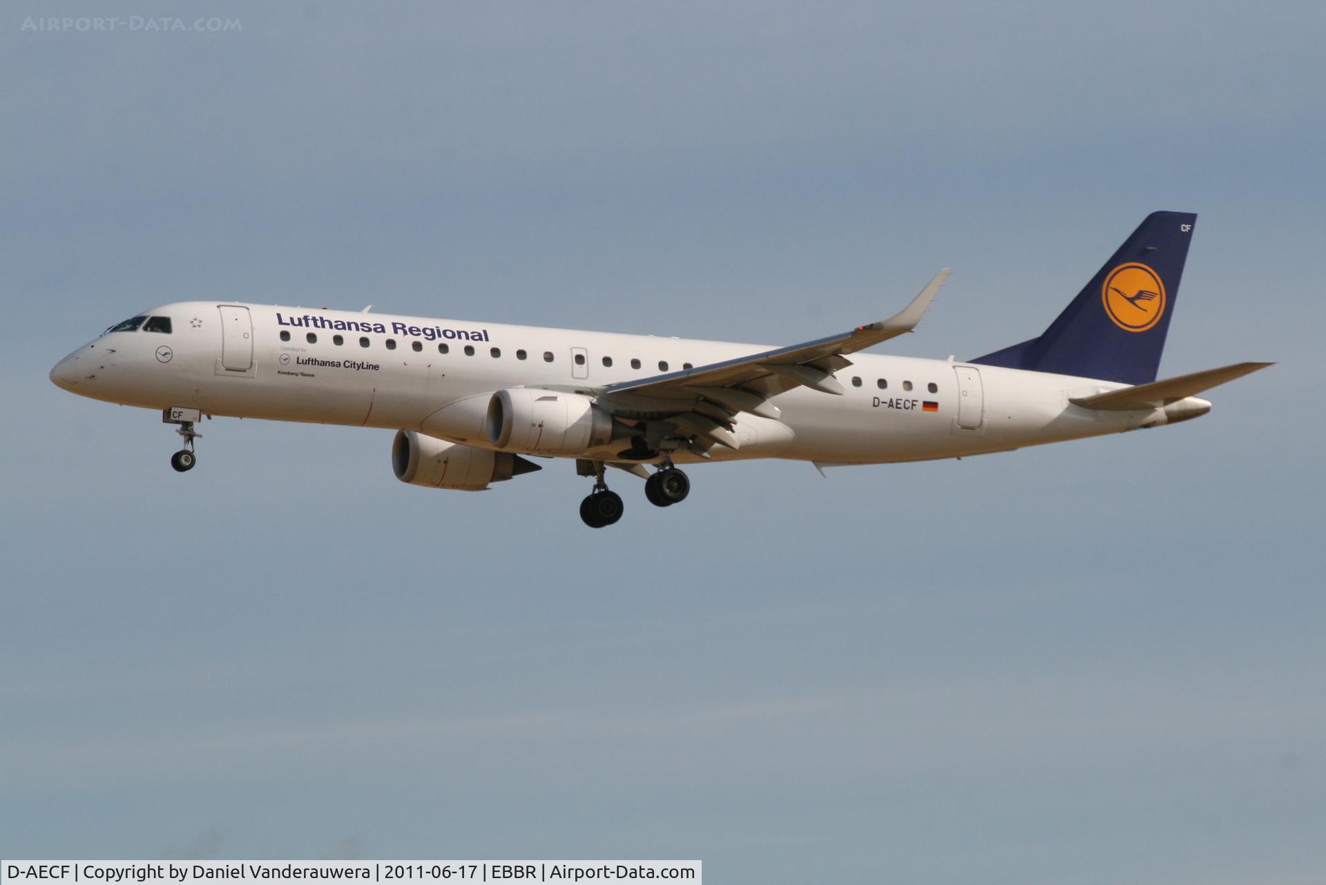 D-AECF, 2010 Embraer 190LR (ERJ-190-100LR) C/N 19000359, Flight LH1006 is descending to RWY 25L
