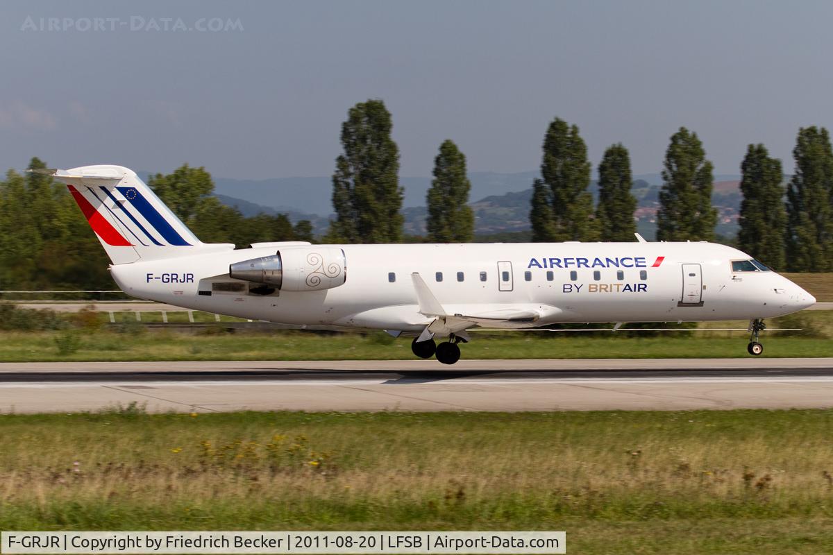 F-GRJR, 2000 Canadair CRJ-100ER (CL-600-2B19) C/N 7375, moments prior touchdown