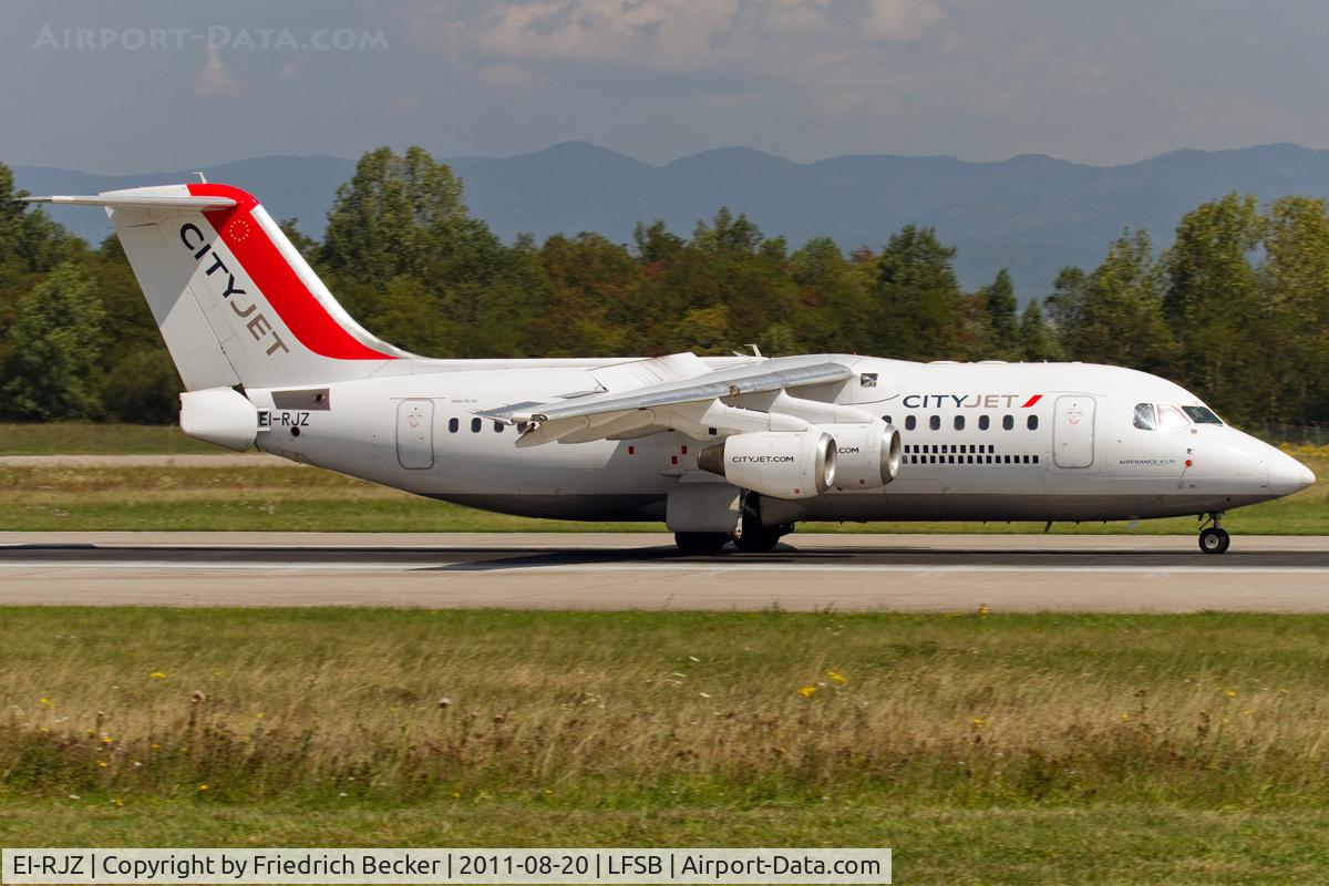 EI-RJZ, 1998 BAe Systems Avro 146-RJ85A C/N E.2326, decelerating after touchdown on RW15