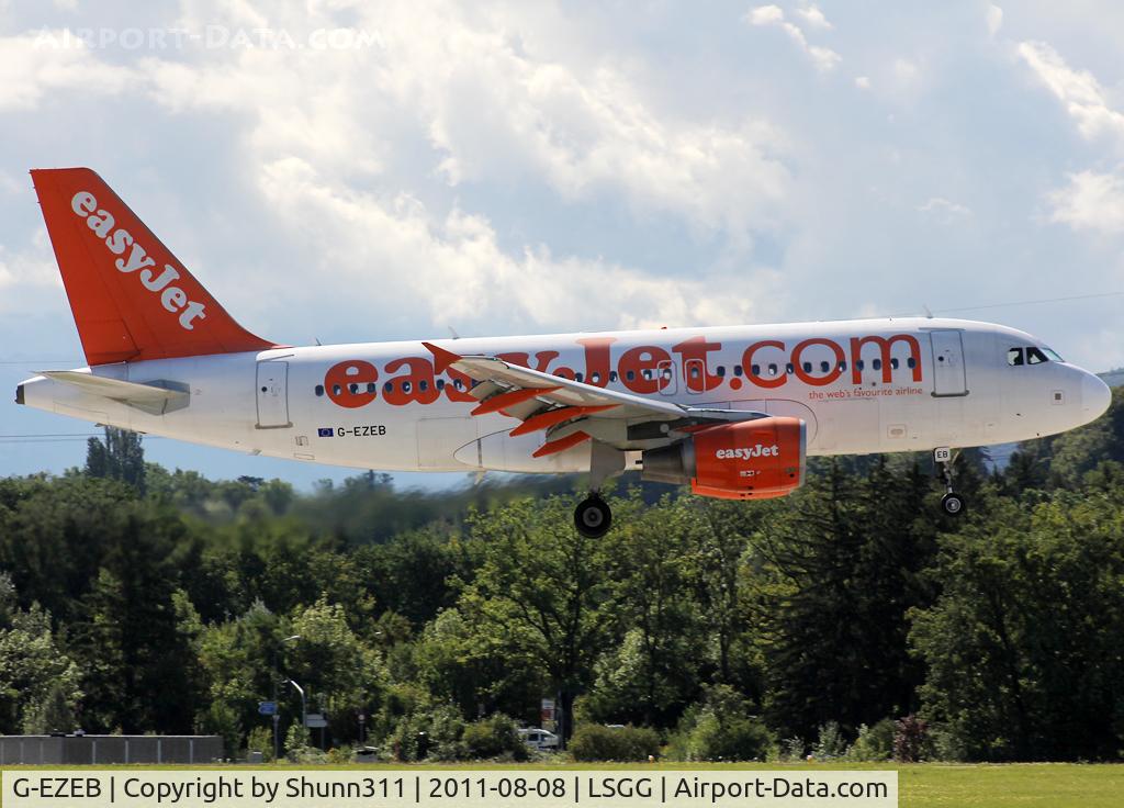 G-EZEB, 2004 Airbus A319-111 C/N 2120, Landing rwy 23