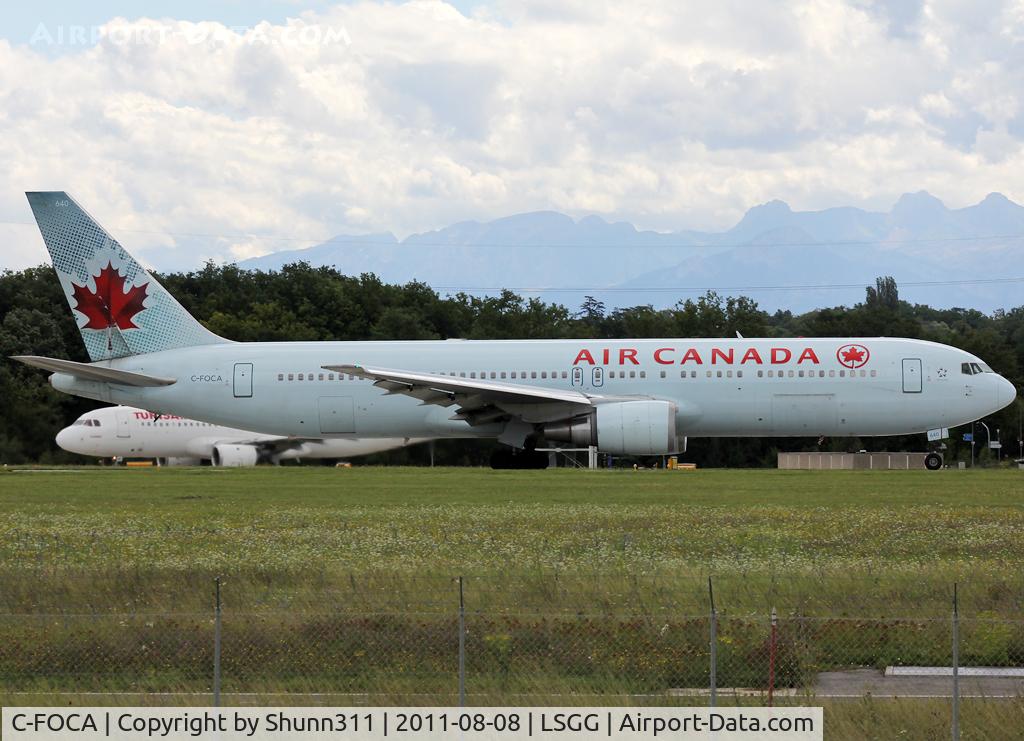 C-FOCA, 1990 Boeing 767-375/ER C/N 24575, Ready for take off rwy 23