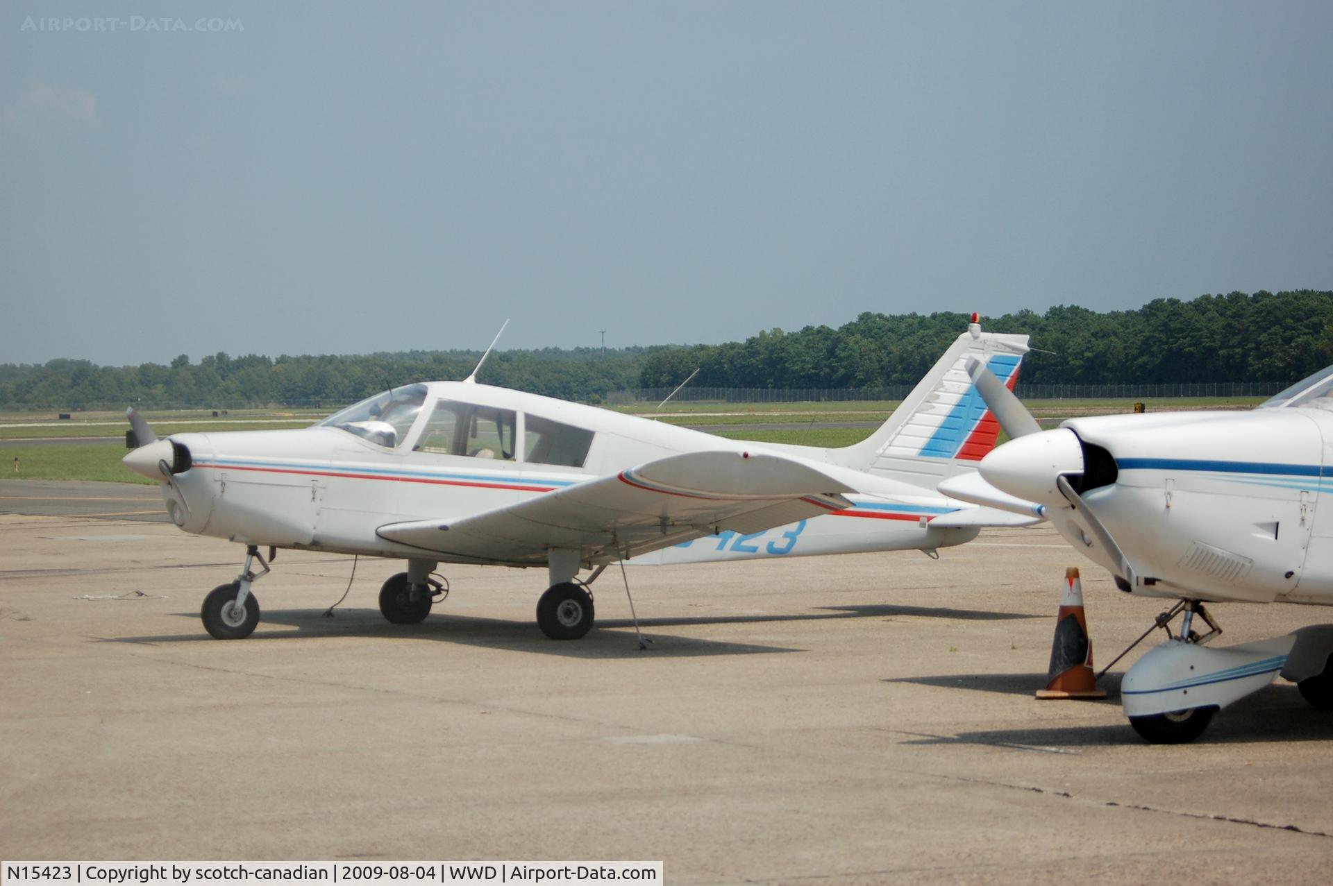 N15423, 1972 Piper PA-28-140 C/N 28-7325064, 1972 Piper PA-28-140 N15423 at Cape May County Airport, Wildwood, NJ