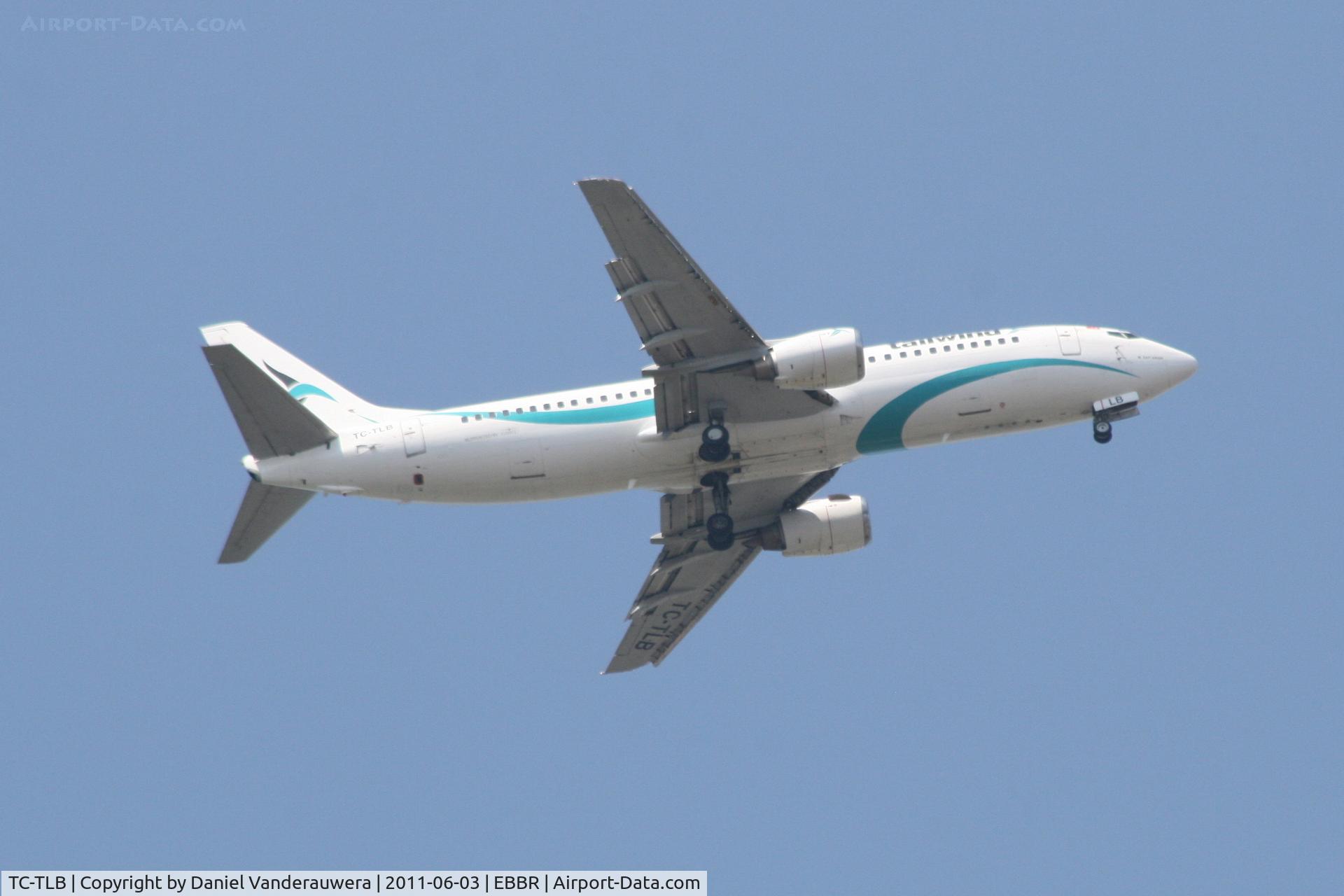 TC-TLB, 1993 Boeing 737-4Q8 C/N 25108, On approach to RWY 07L