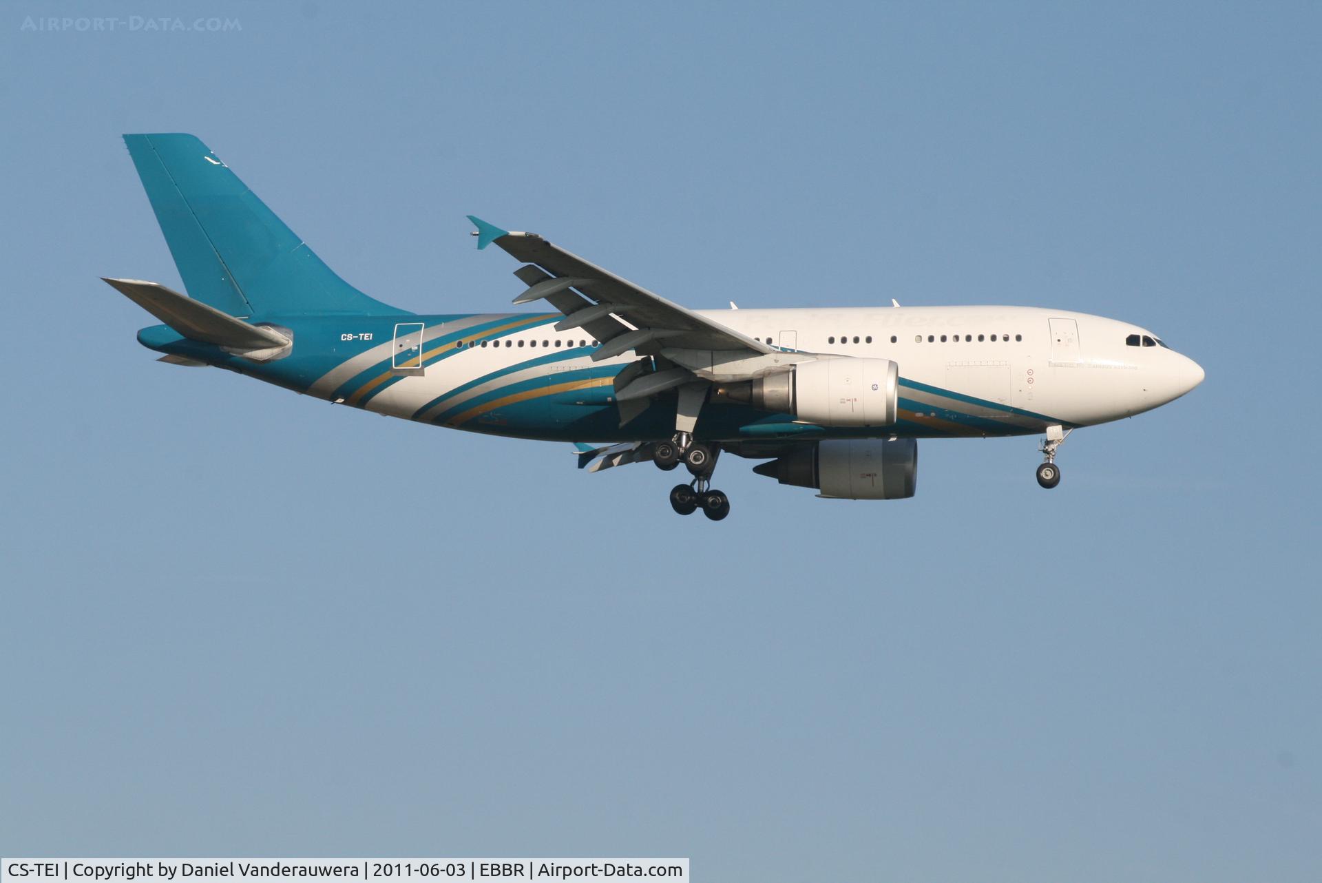 CS-TEI, 1989 Airbus A310-304 C/N 495, Flight HFY631 is descending to RWY 02
