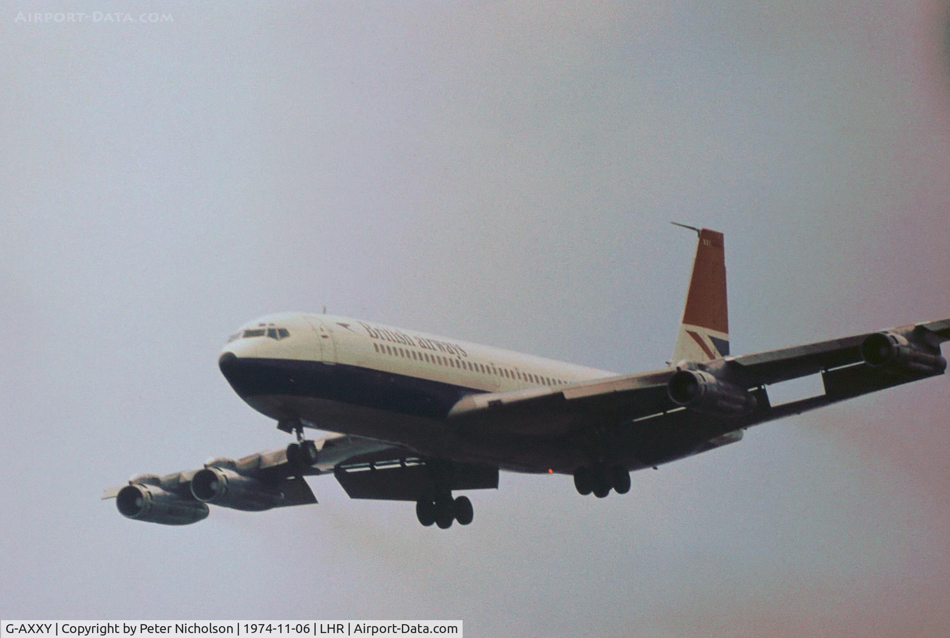 G-AXXY, 1970 Boeing 707-336B C/N 20456, British Airways Boeing 707-336B on final approach to Heathrow in November 1974.