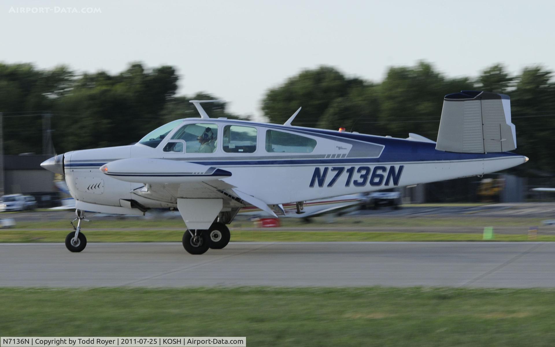 N7136N, 1967 Beech V35A Bonanza C/N D8672, AIRVENTURE 2011