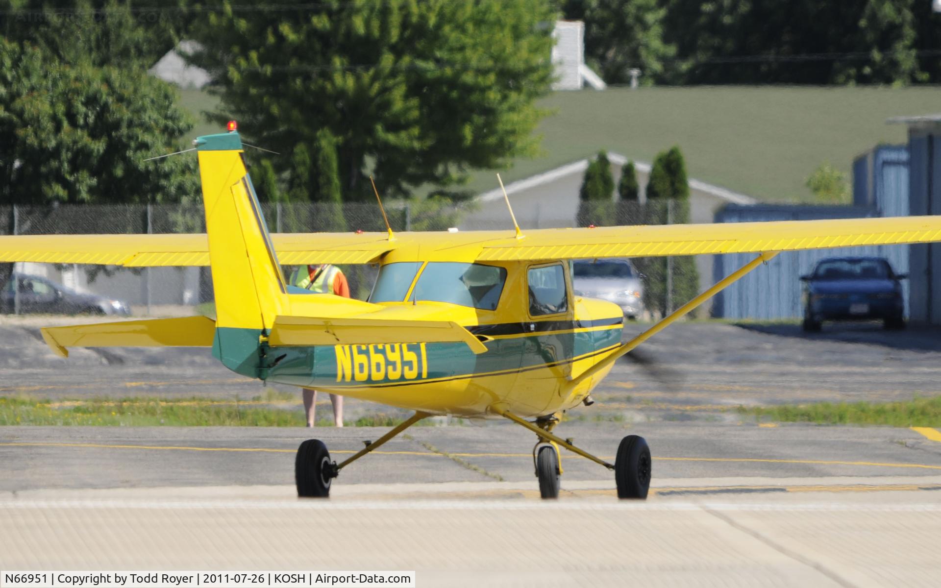 N66951, 1978 Cessna 152 C/N 15281686, AIRVENTURE 2011