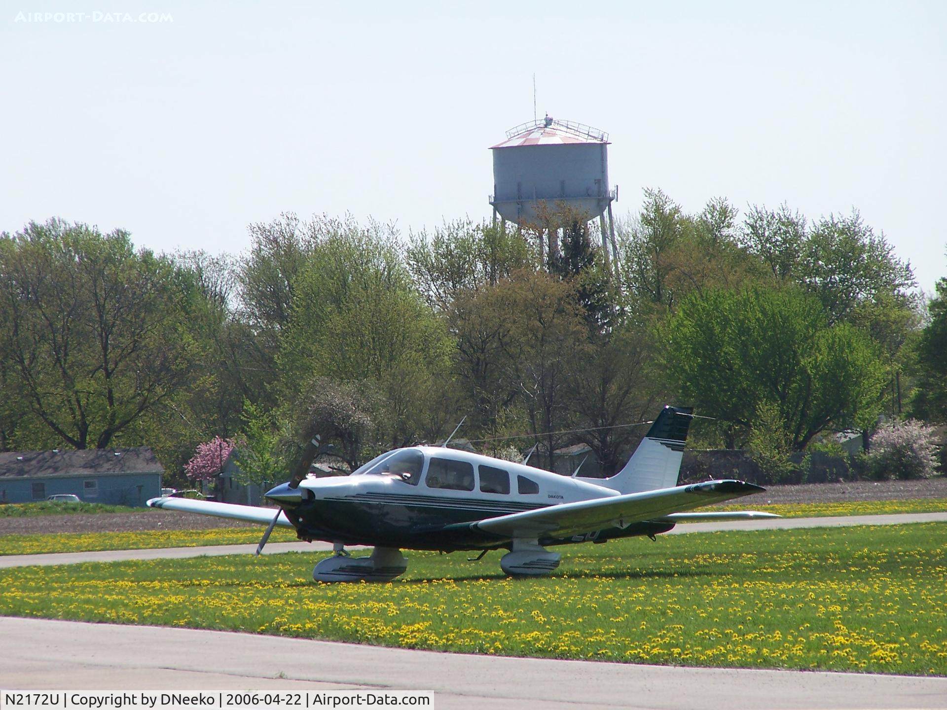 N2172U, 1979 Piper PA-28-236 Dakota C/N 28-7911119, Parked in.... Van Wert, OH?  I can't remember now...