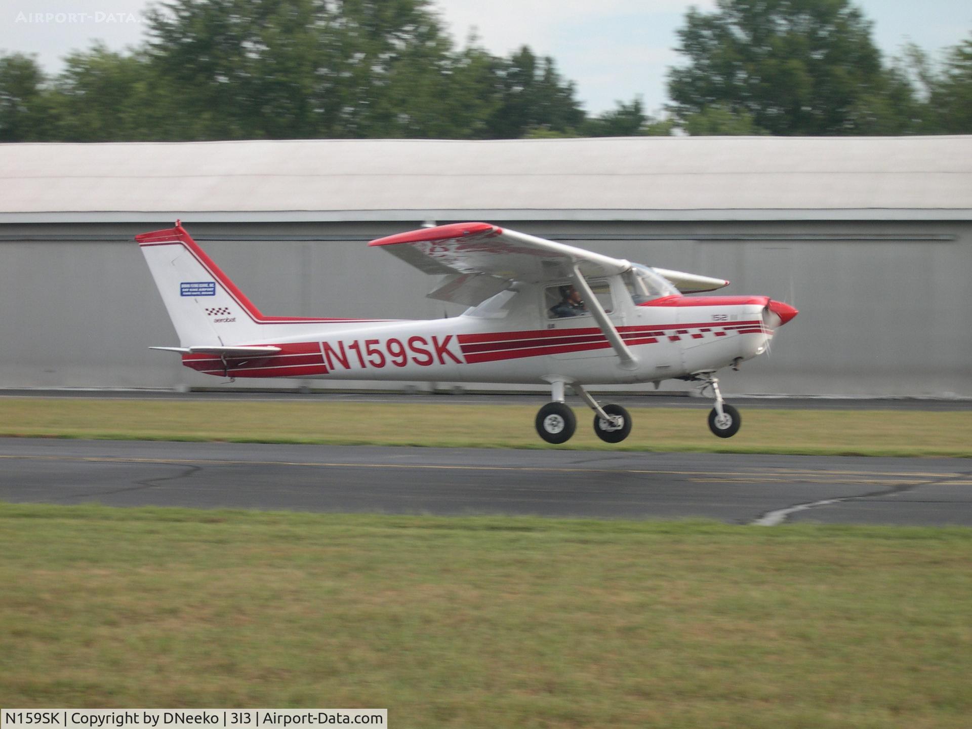 N159SK, 1979 Cessna A152 Aerobat C/N A1520900, C152 Aerobat in the flare, rwy 26