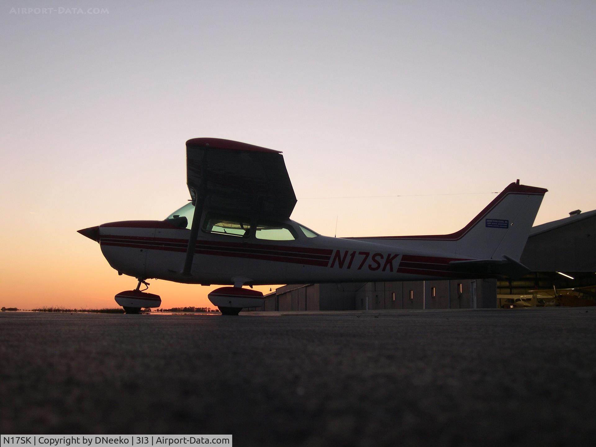 N17SK, 1980 Cessna 172N C/N 17273809, On the ramp, waiting to be put away