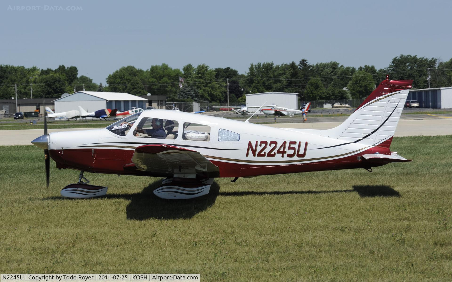 N2245U, 1979 Piper PA-28-161 C/N 28-7916133, AIRVENTURE 2011