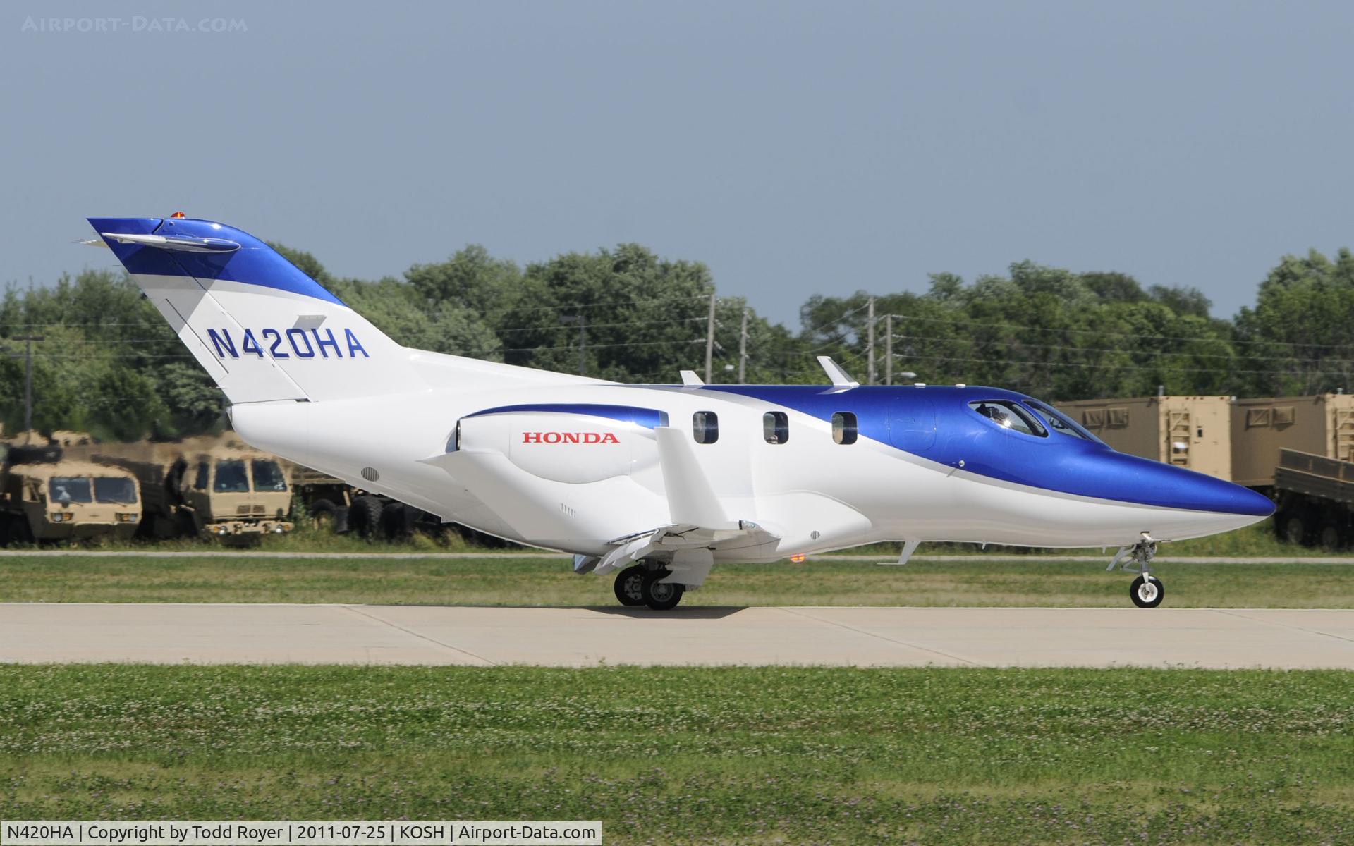 N420HA, 2003 Honda HA-420 HondaJet C/N P001, AIRVENTURE 2011
