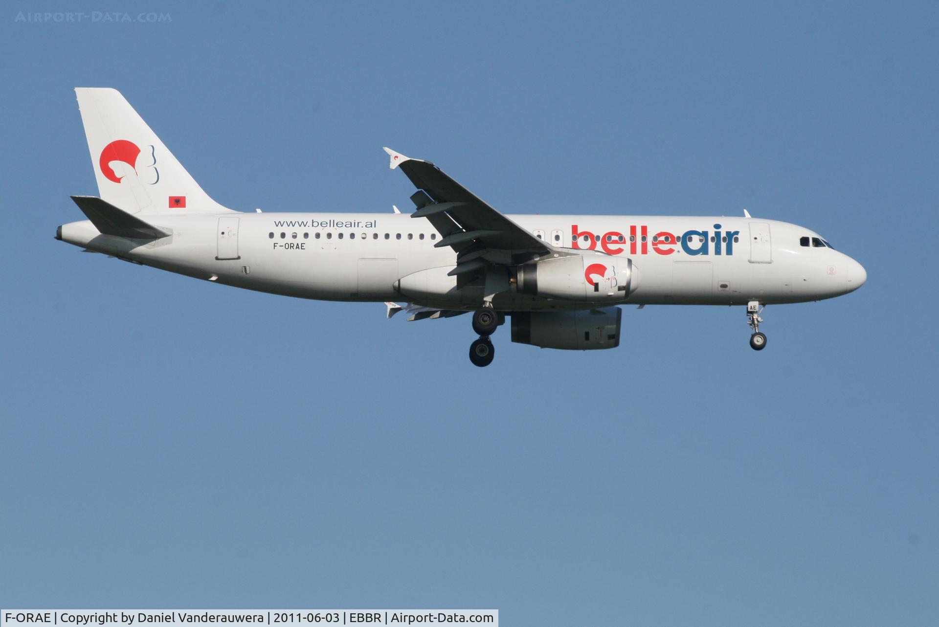 F-ORAE, 1995 Airbus A320-233 C/N 561, Arrival of flight LZ797 to RWY 02