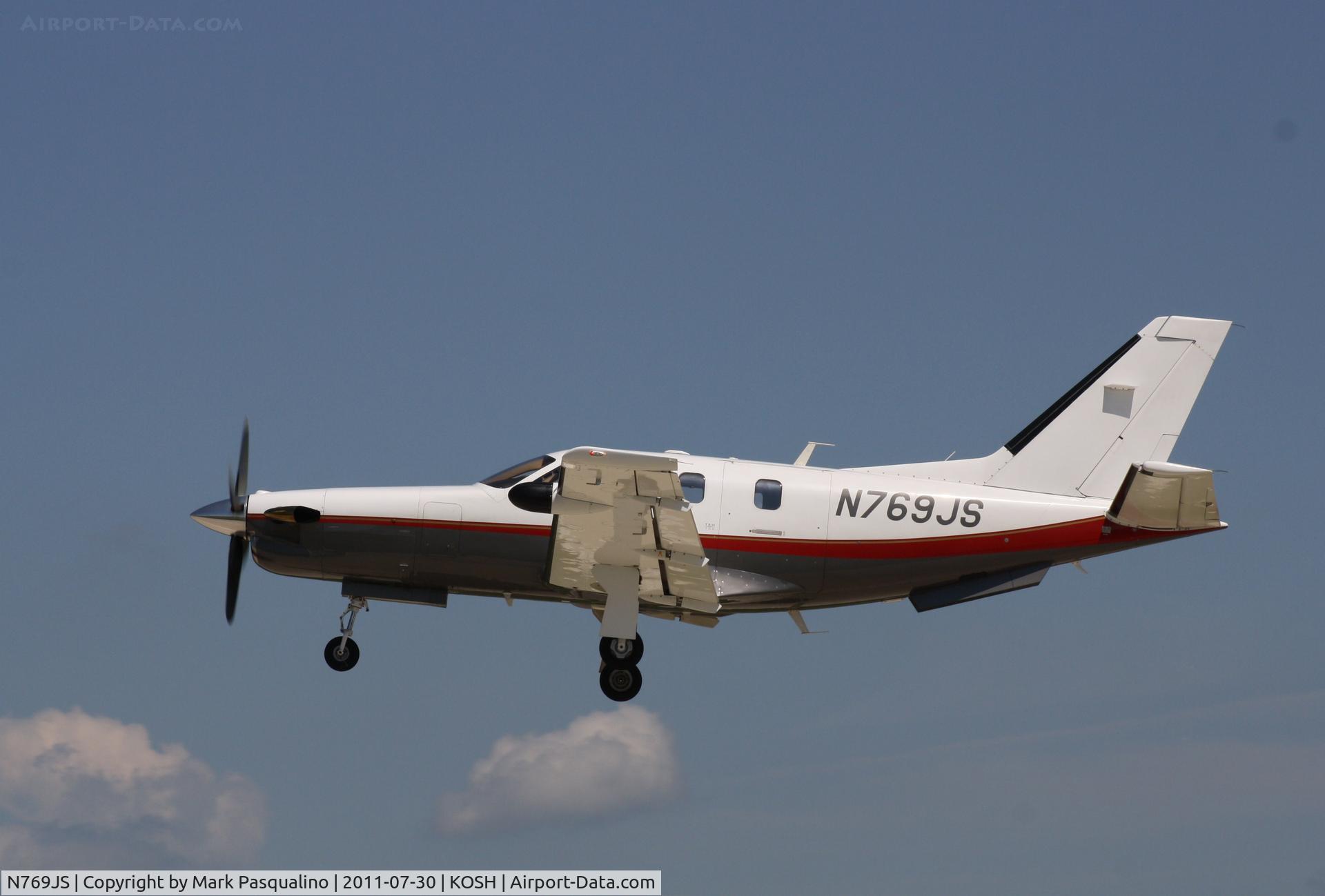 N769JS, 2001 Socata TBM-700 C/N 187, Socata TBM 700
