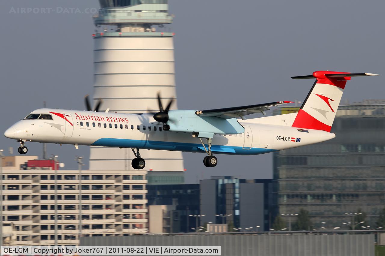OE-LGM, 2010 De Havilland Canada DHC-8-402Q Dash 8 C/N 4319, Austrian arrows