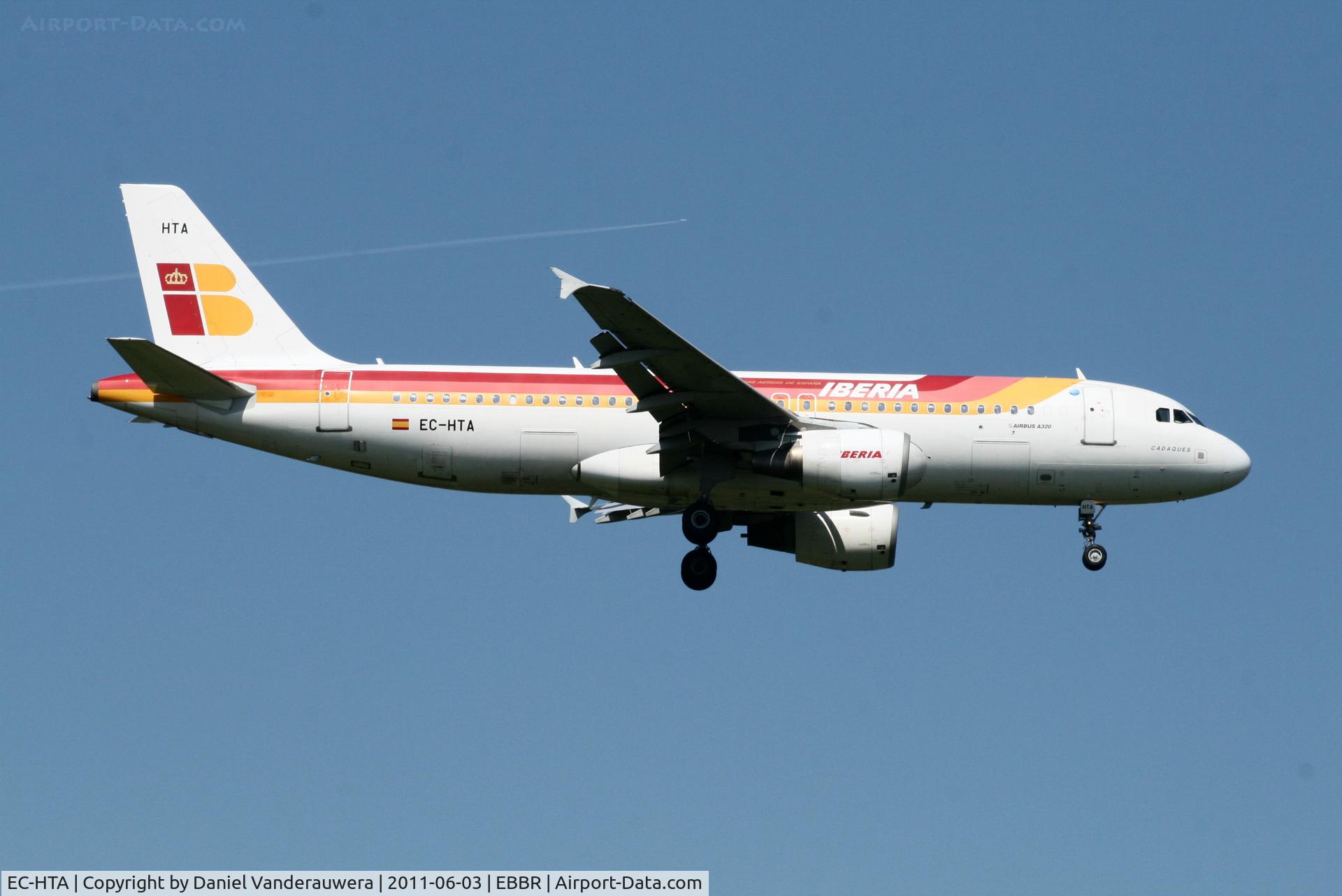 EC-HTA, 2001 Airbus A320-214 C/N 1516, Arrival of flight IB3206 to RWY 02