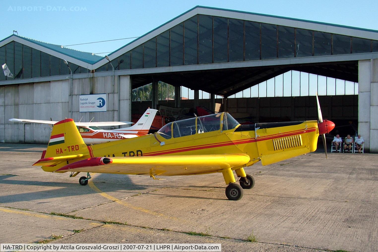 HA-TRD, Zlín Z-26 Trener C/N Not found HA-TRD, Györ-Pér Airport, Zlin-226T Trener 6->Zlin-226MS before the hangars