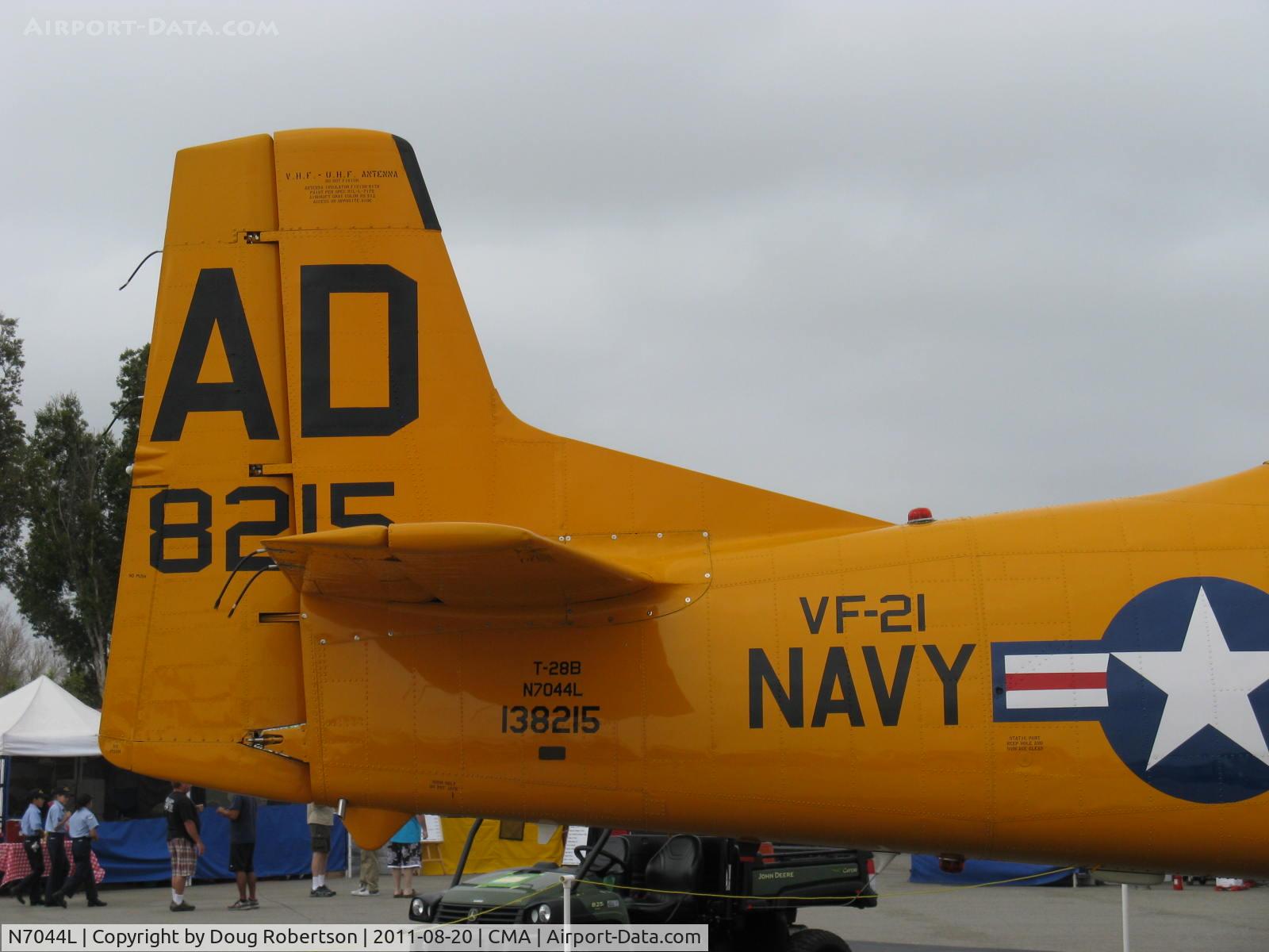 N7044L, 1955 North American T-28B Trojan C/N 200-286 (138215), 1955 North American T-28B TROJAN 'Susy Q', Wright R-1820-86 9 cylinder Cyclone 1,425 Hp, tail data