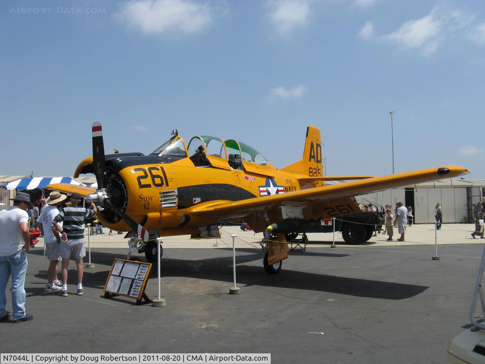 N7044L, 1955 North American T-28B Trojan C/N 200-286 (138215), 1955 North American T-28B TROJAN 'Susy Q', Wright R-1820-86 9 cylinder Cyclone `1,425 Hp